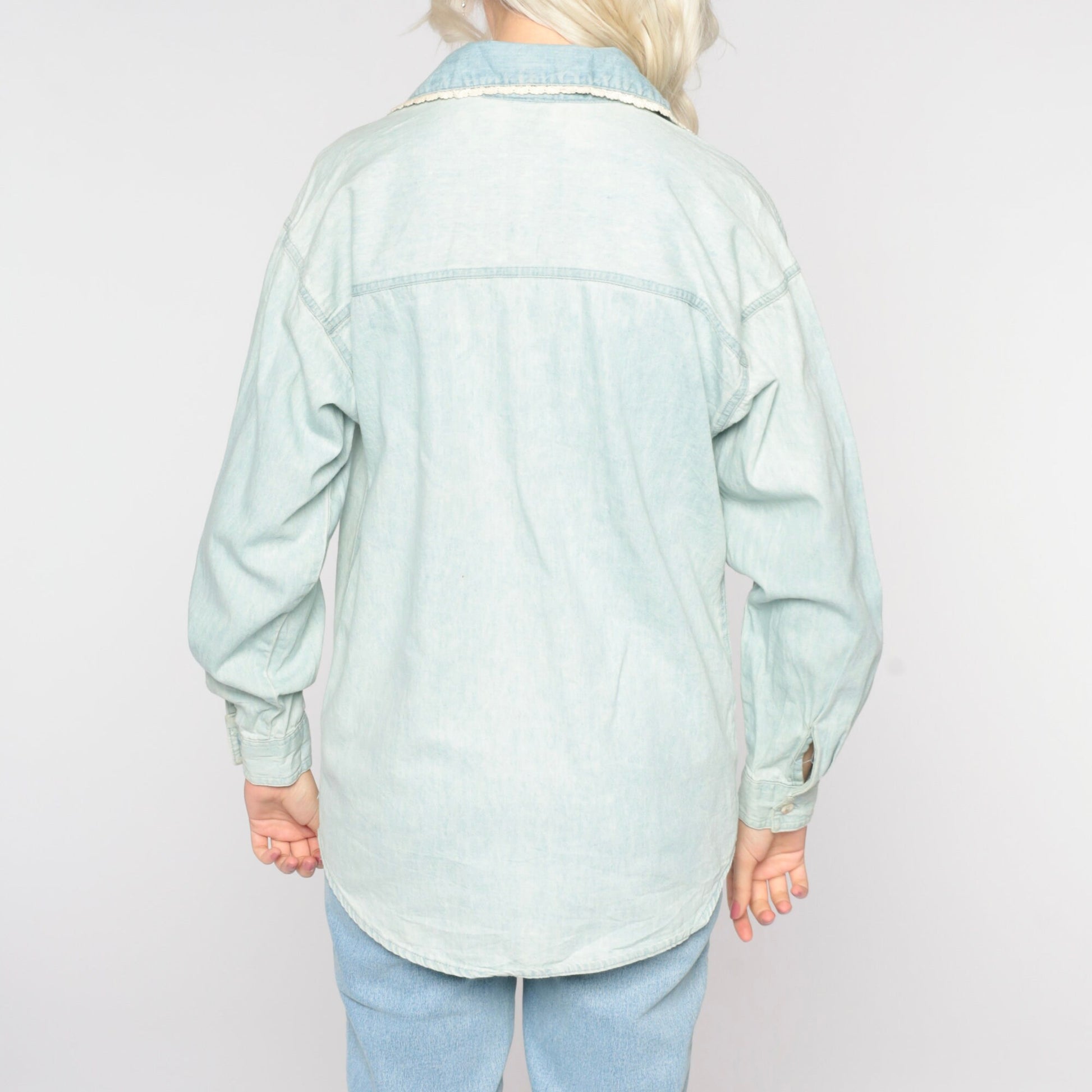 90s Light Blue Chambray Button-Up Blouse Lace Trim Rosette Small
