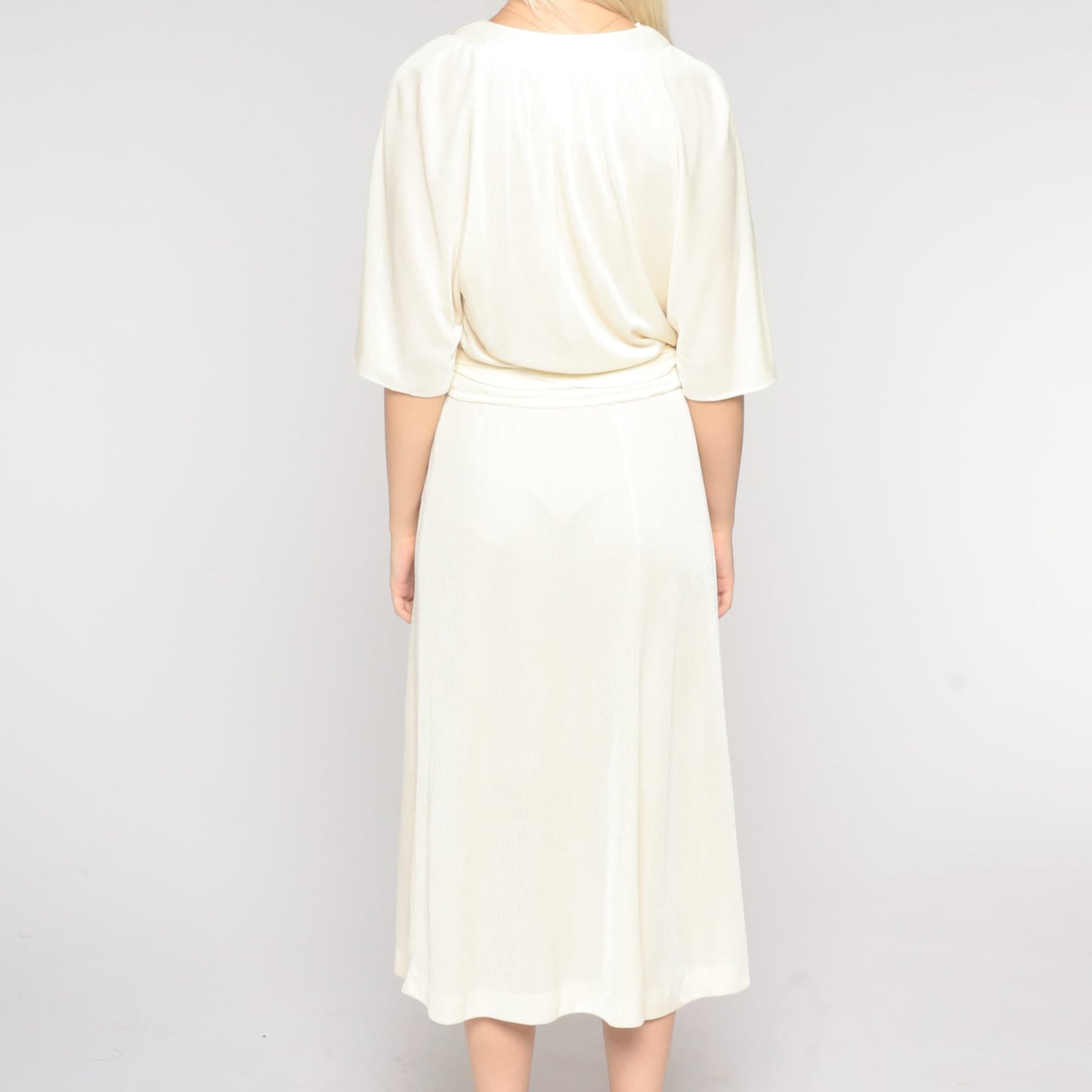 1970s Off-White Midi Dress Kimono Sleeve V-Neck Elastic Waist Small Medium