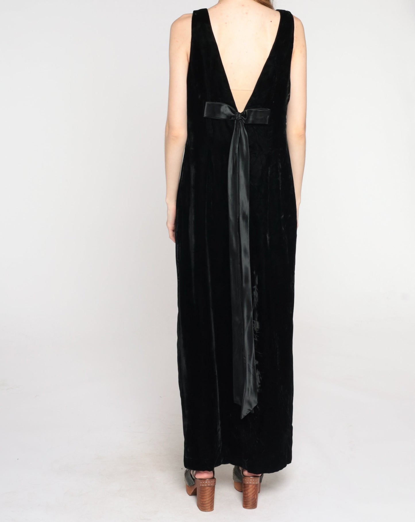 70s Black Velvet Maxi Gown Sleeveless Low Back Ribbon Bow Large