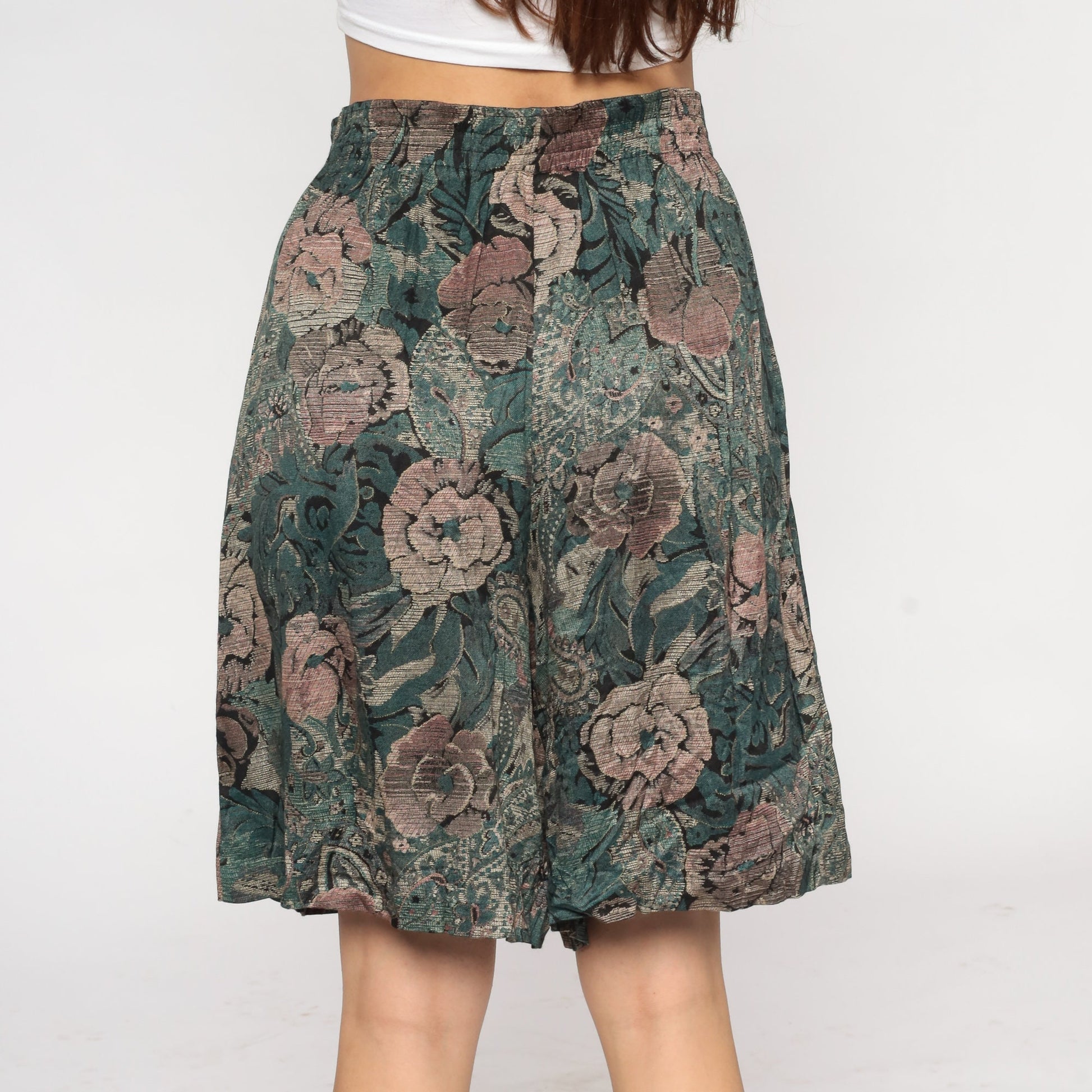 90s Floral Tapestry Pleated Shorts High Waist Wide Leg Medium M