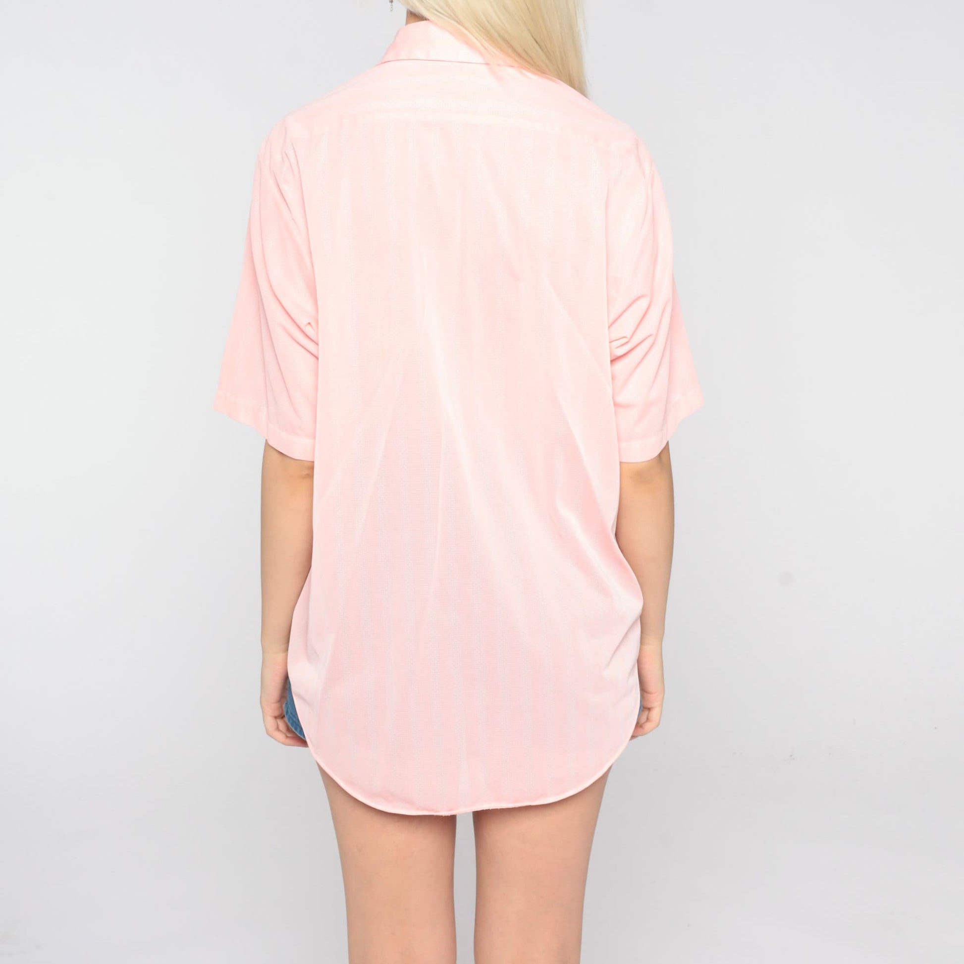 70s Baby Pink Button-Up Shirt Dagger Collar Short Sleeve Men's Large