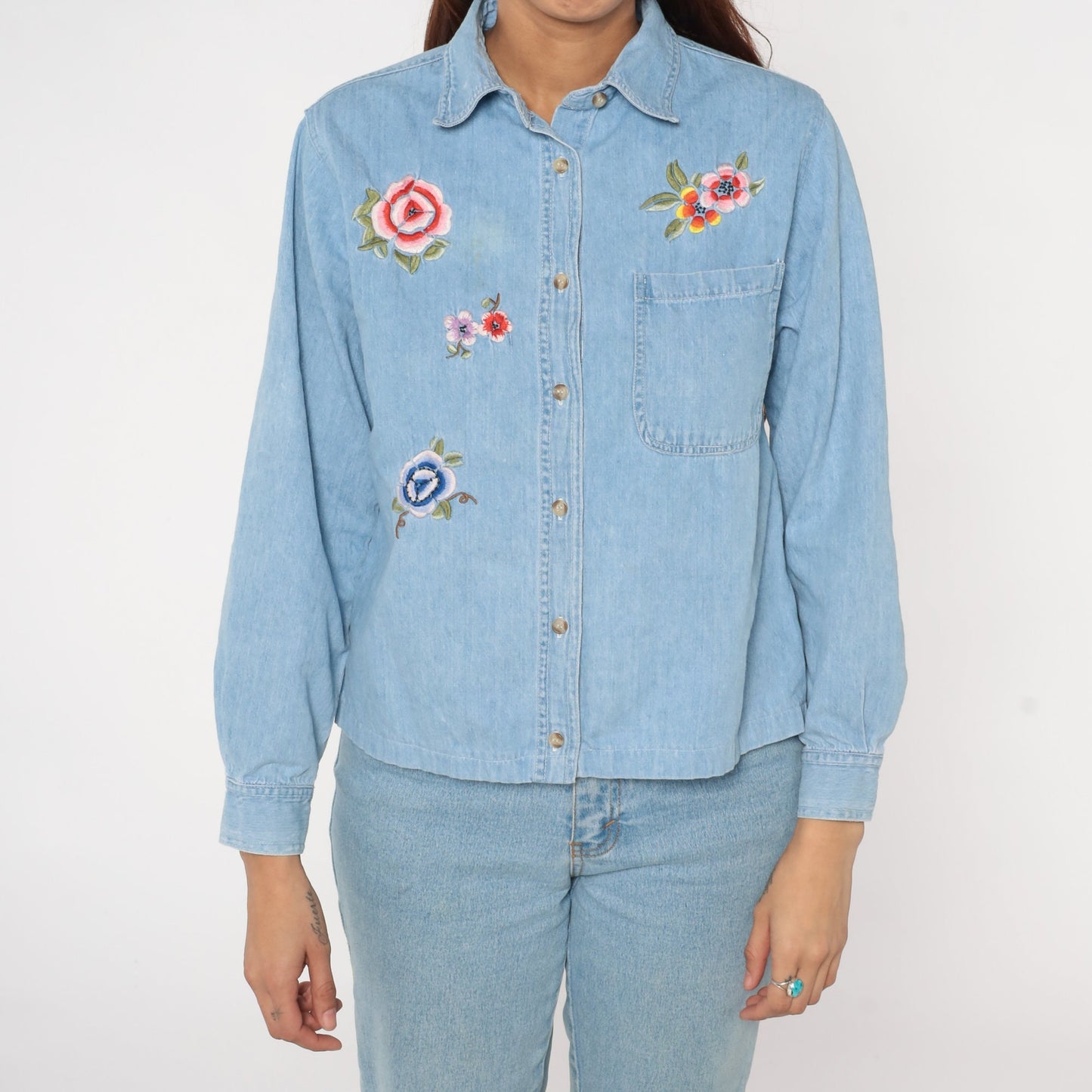 90s Blue Denim Shirt Floral Embroidered Button-Up Blouse Medium M