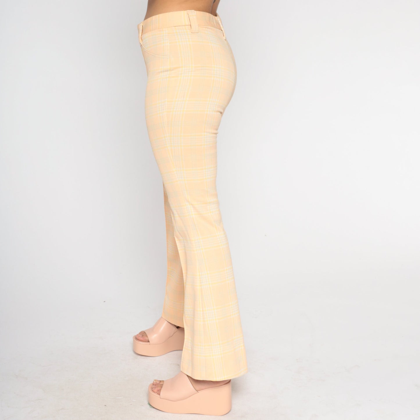 70s Peach Plaid High-Waisted Flared Trousers Medium M