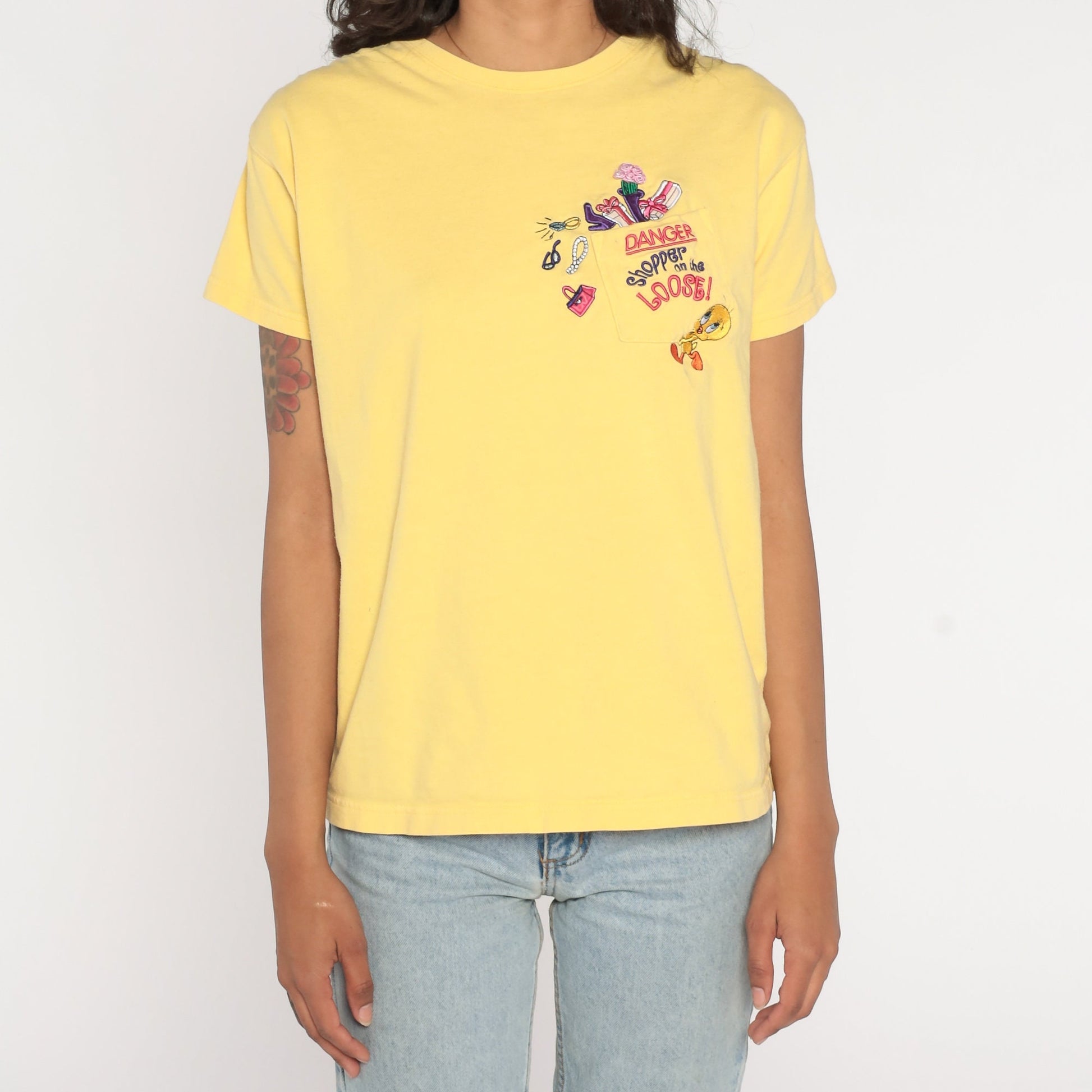 90s Warner Brothers Tweety Bird Embroidered T-Shirt Yellow Graphic Tee Small