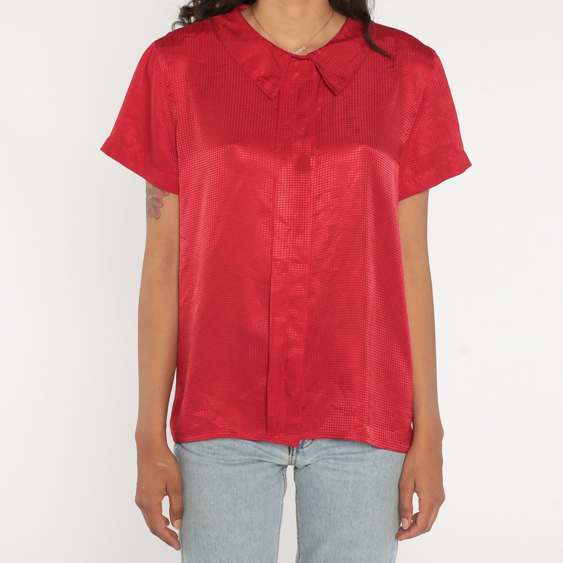 90s Red Shiny Embossed Button-Up Blouse Short Sleeve Collared Shirt Large L