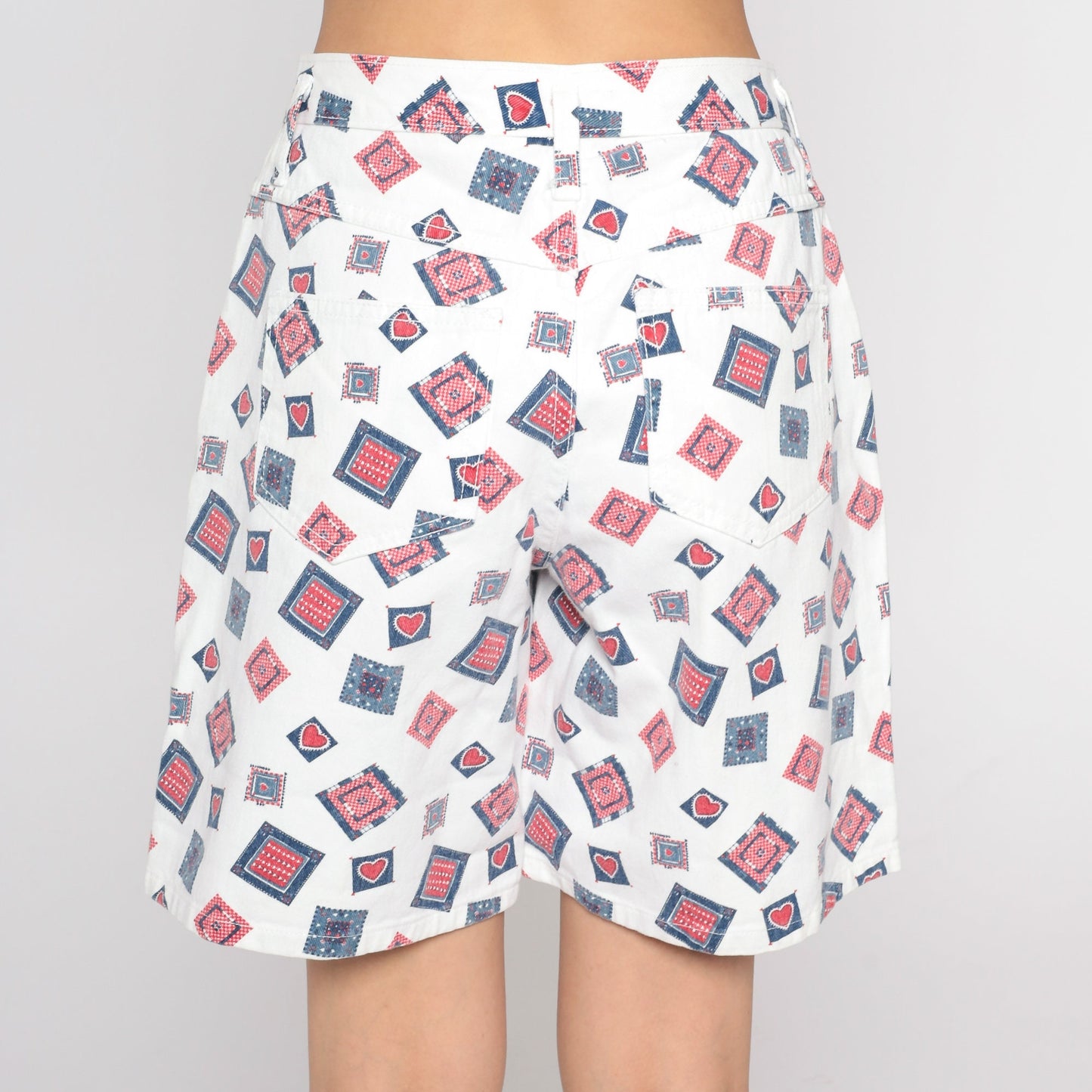 90s Patchwork Heart Shorts White Cotton High Waisted Wide Leg Medium