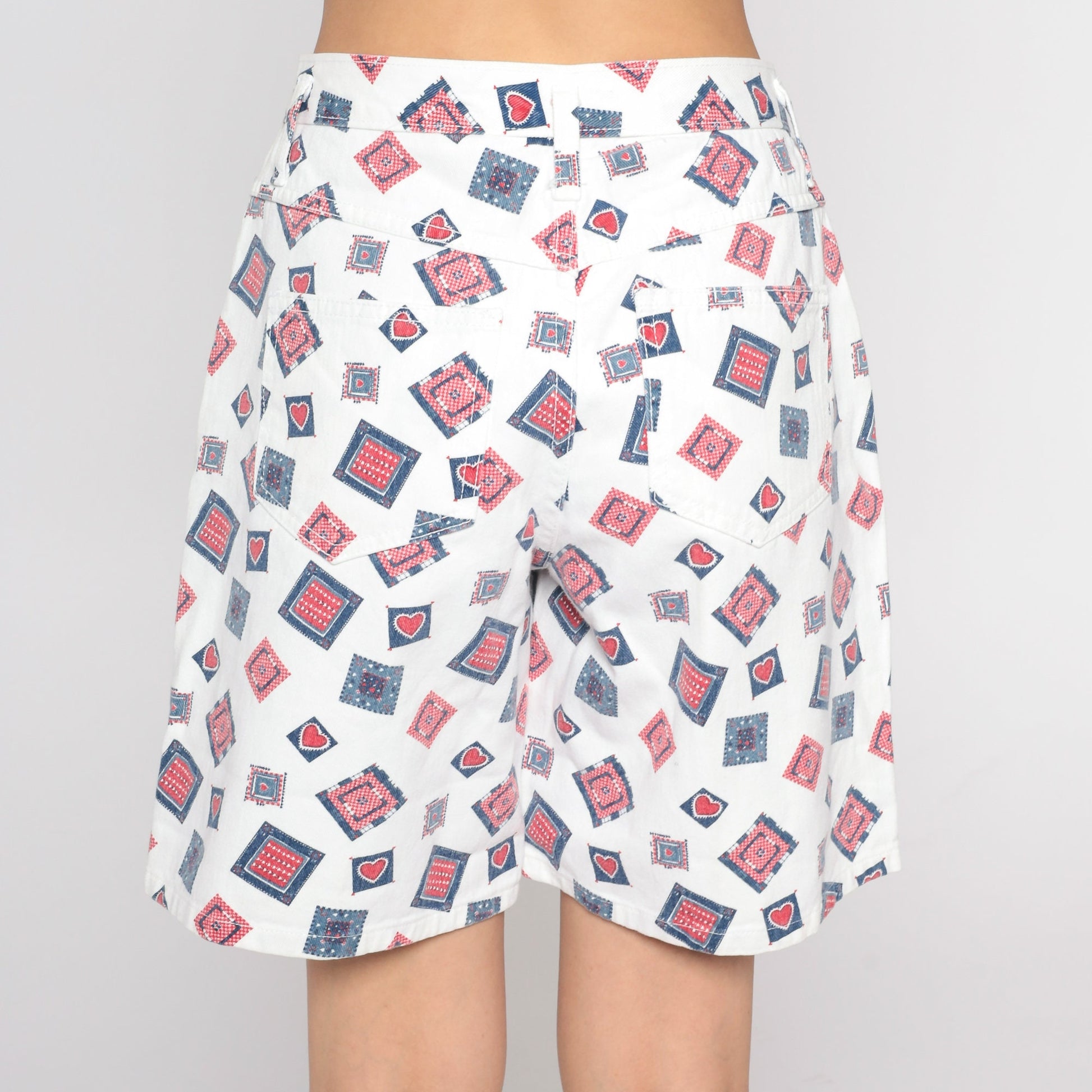 90s Patchwork Heart Shorts White Cotton High Waisted Wide Leg Medium