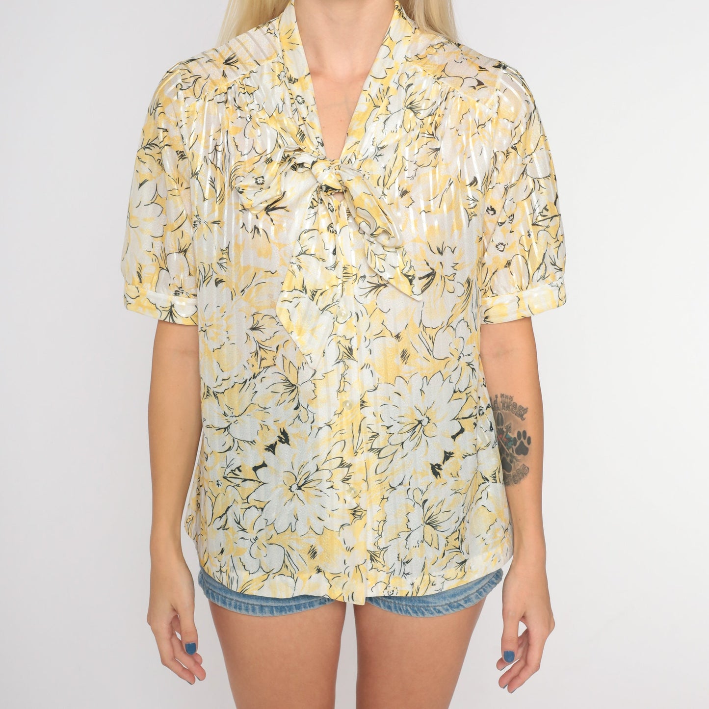 70s Yellow Floral Ascot Blouse Short Sleeve Necktie Top Small S