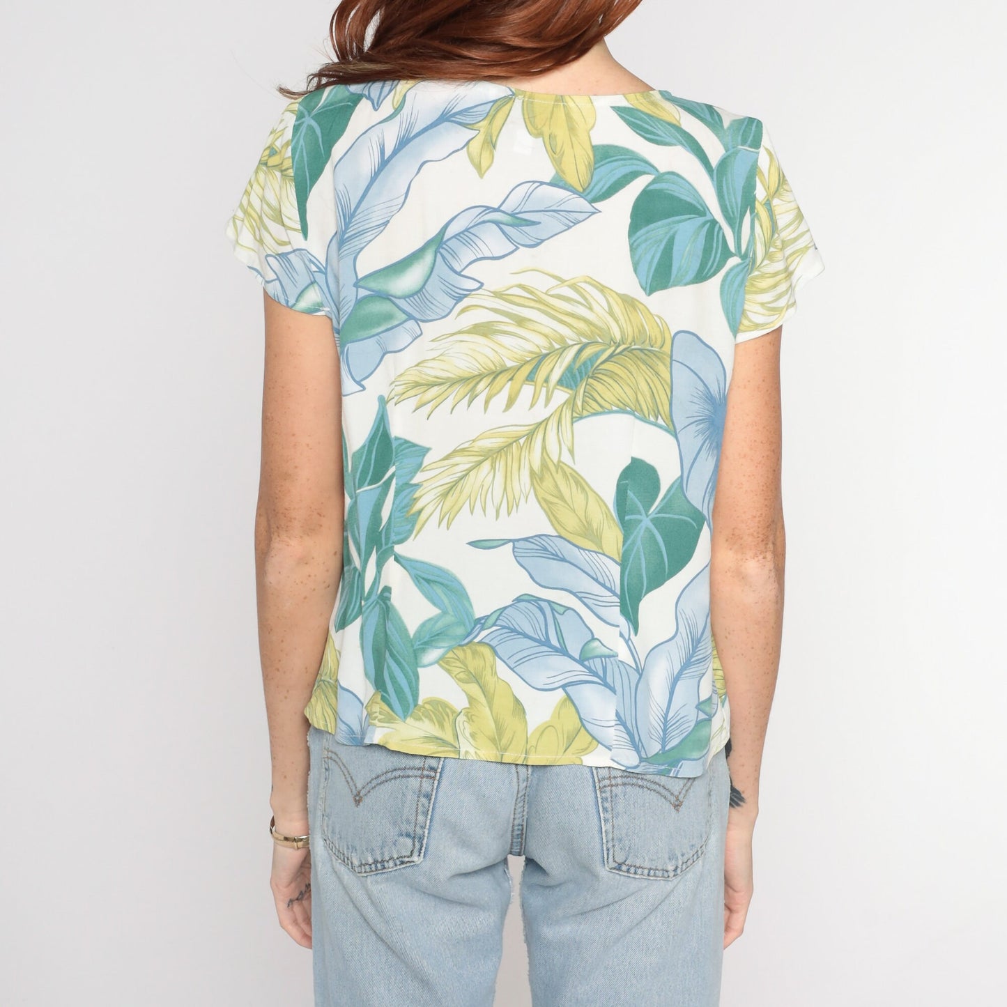 00s Tropical Leaf Button-Up Blouse White Blue Green Rayon Short Sleeve Small S