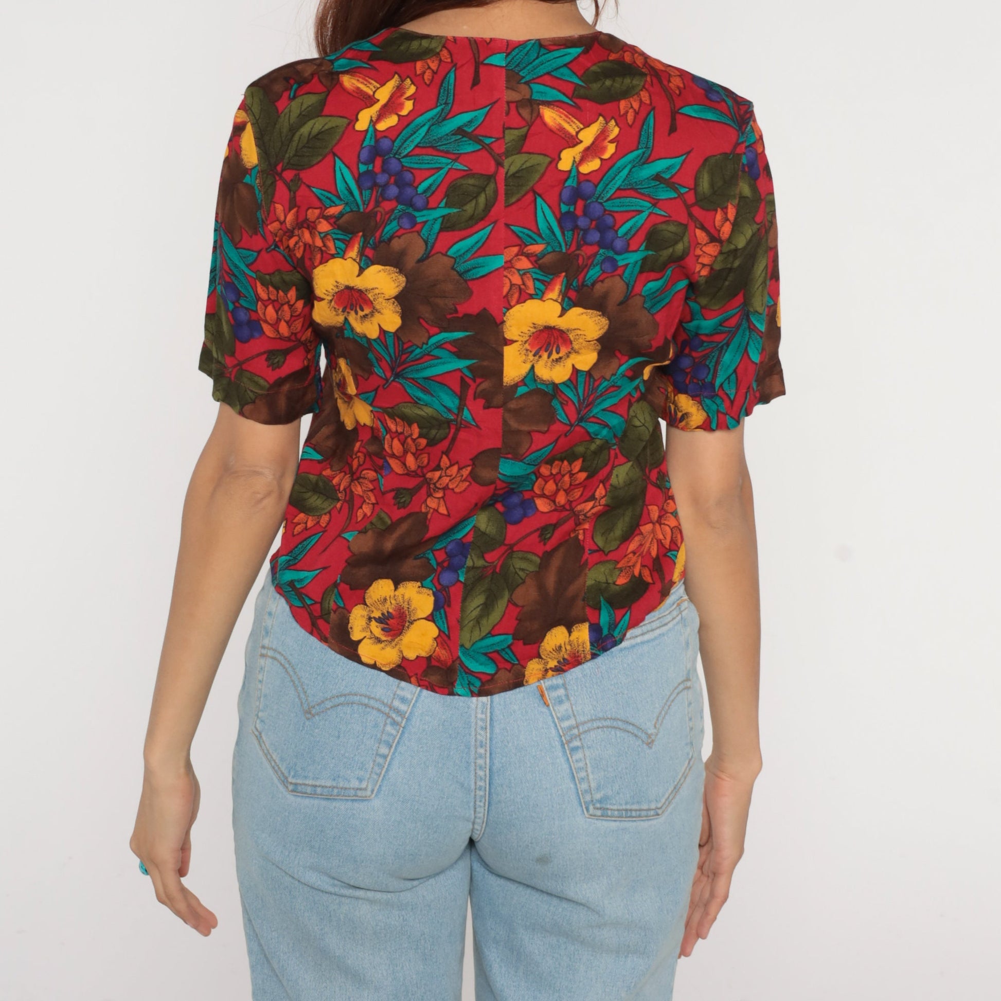 90s Red Floral Rayon Button-Up Blouse Short Sleeve Small
