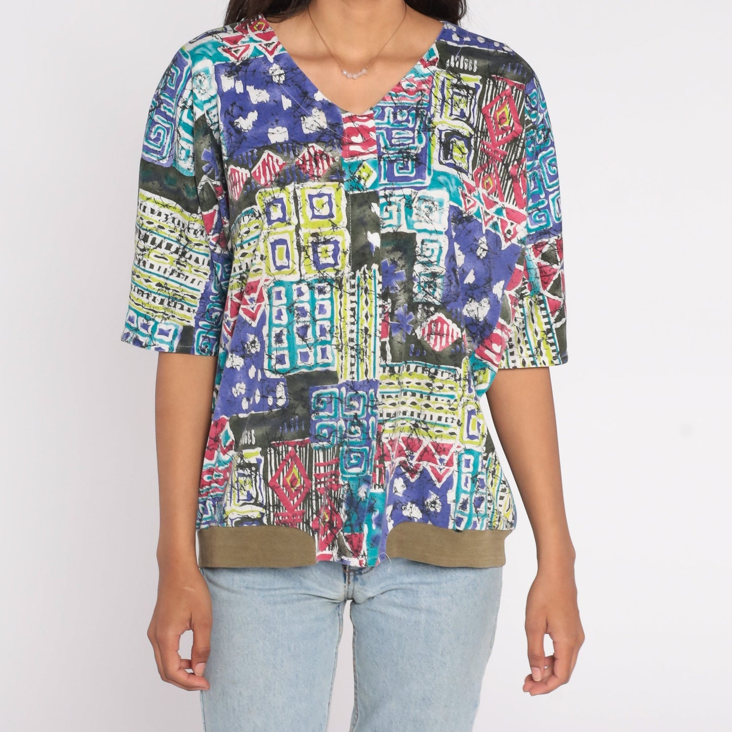 90s Batik Patchwork Geometric V-Neck Blouse Short Sleeve Large