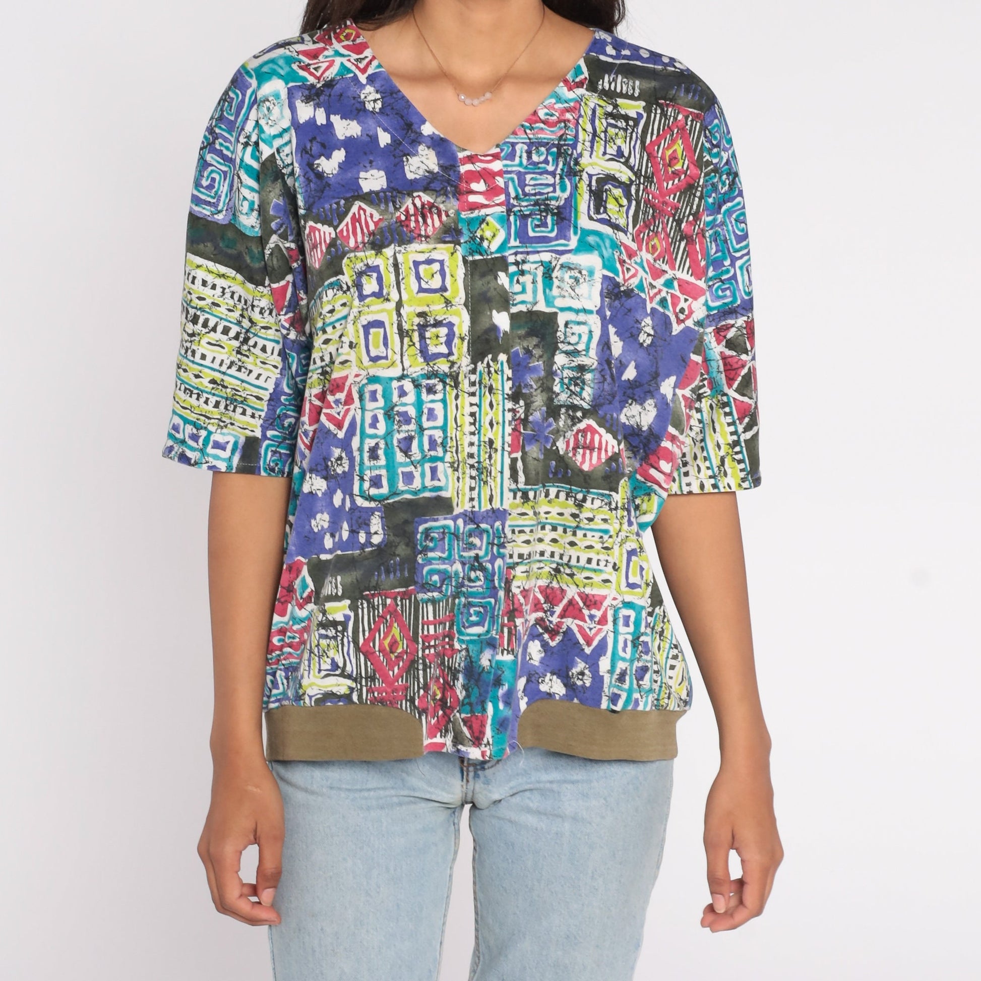 90s Batik Patchwork Geometric V-Neck Blouse Short Sleeve Large