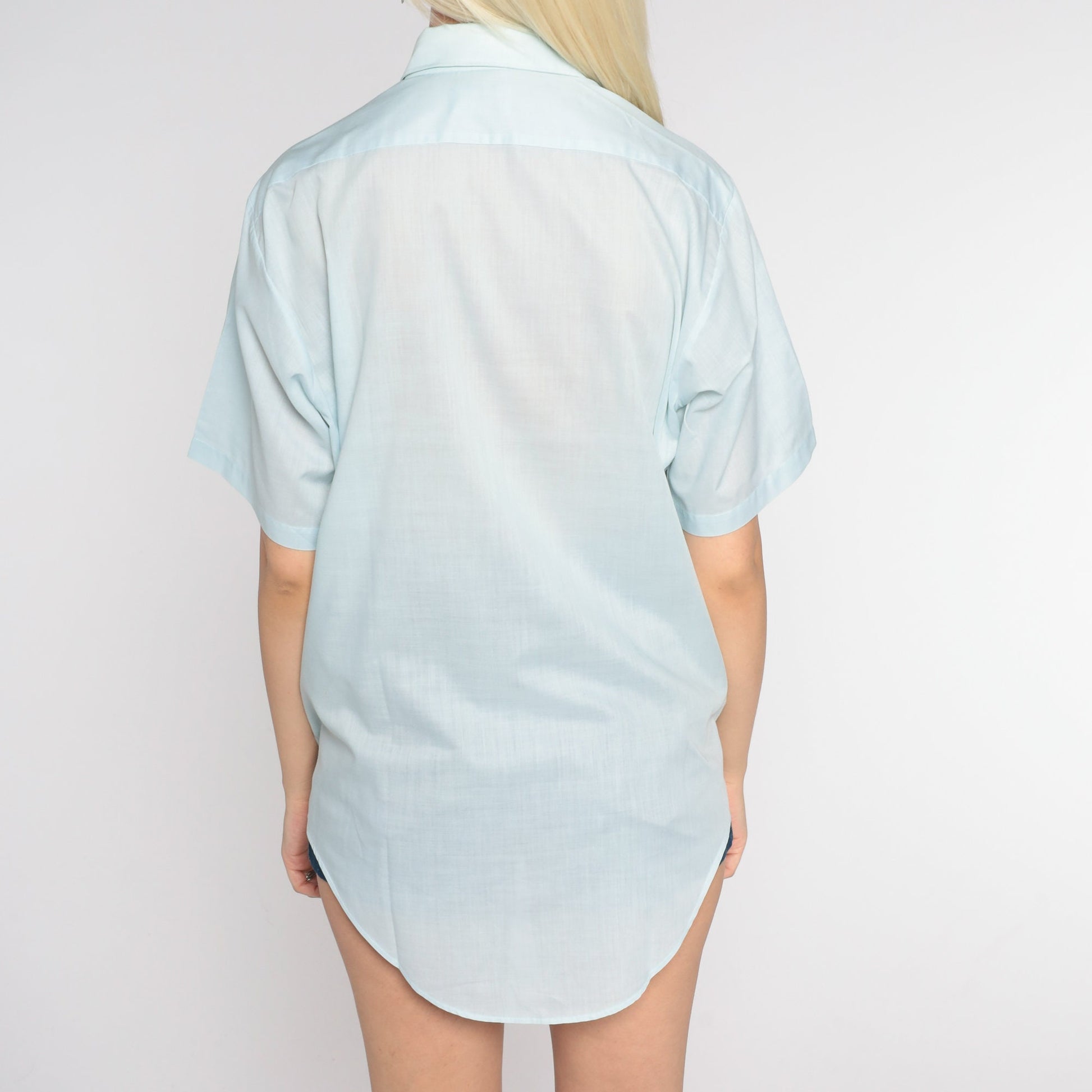 70s Light Blue Button-Up Shirt Short Sleeve Collared Top Men's Large L