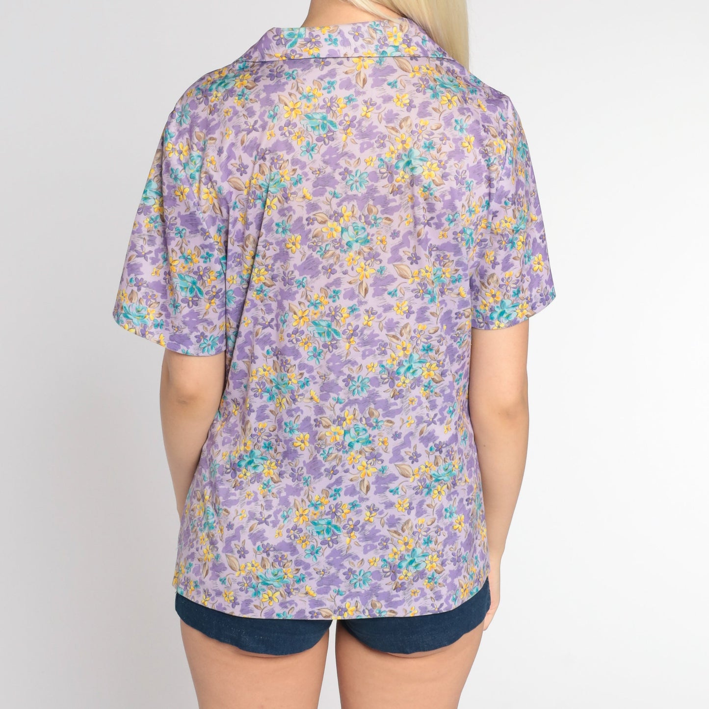 70s Purple Floral Button-Up Blouse Short Sleeve Collared Shirt Medium