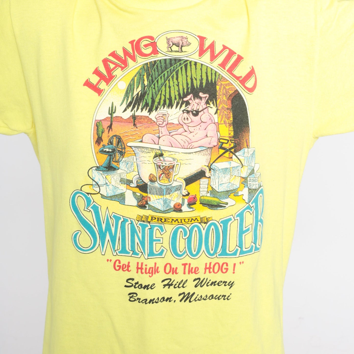 90s Stone Hill Winery Branson Missouri Graphic T-Shirt Yellow Medium