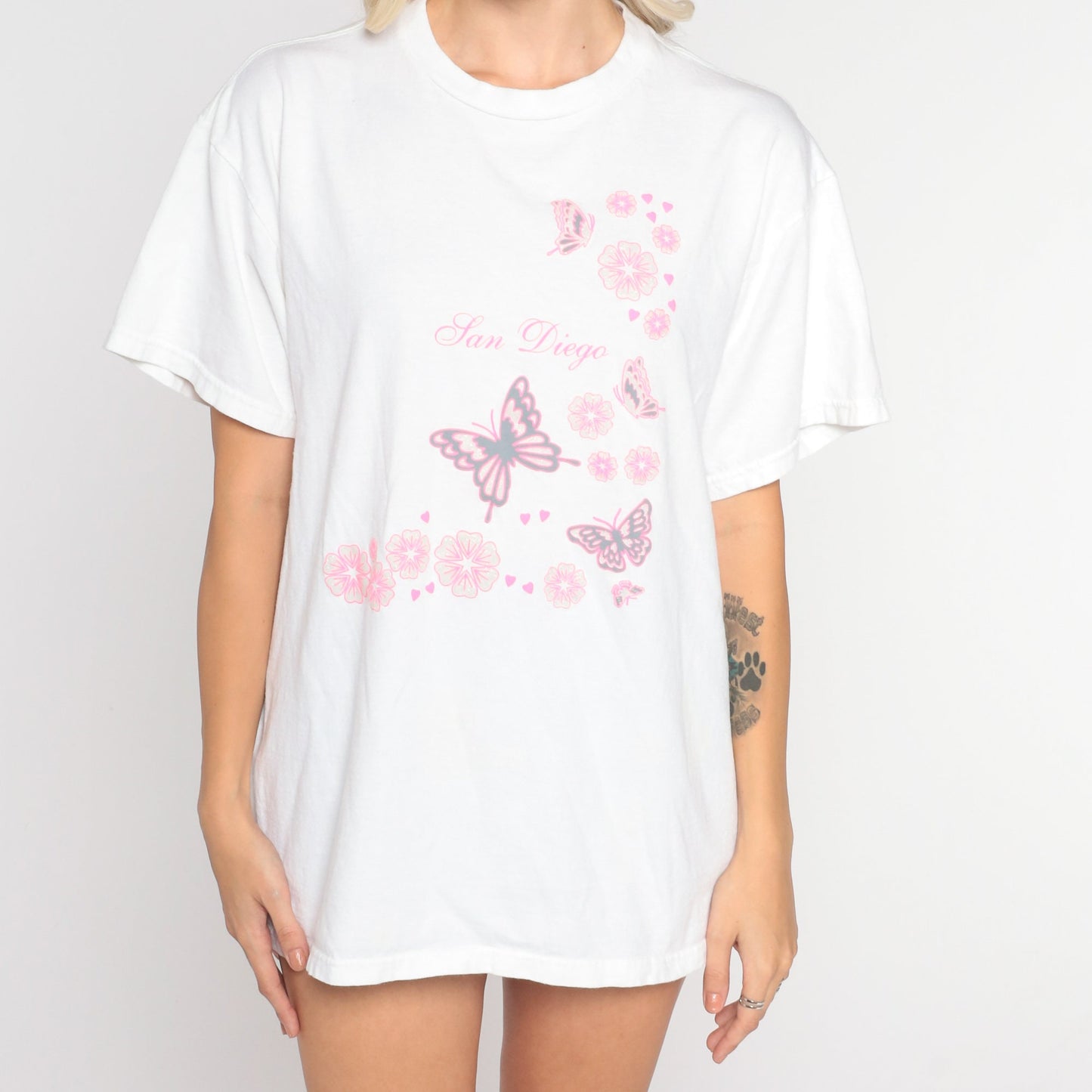 90s San Diego Butterfly Floral Graphic T-Shirt White Cotton Tee Medium