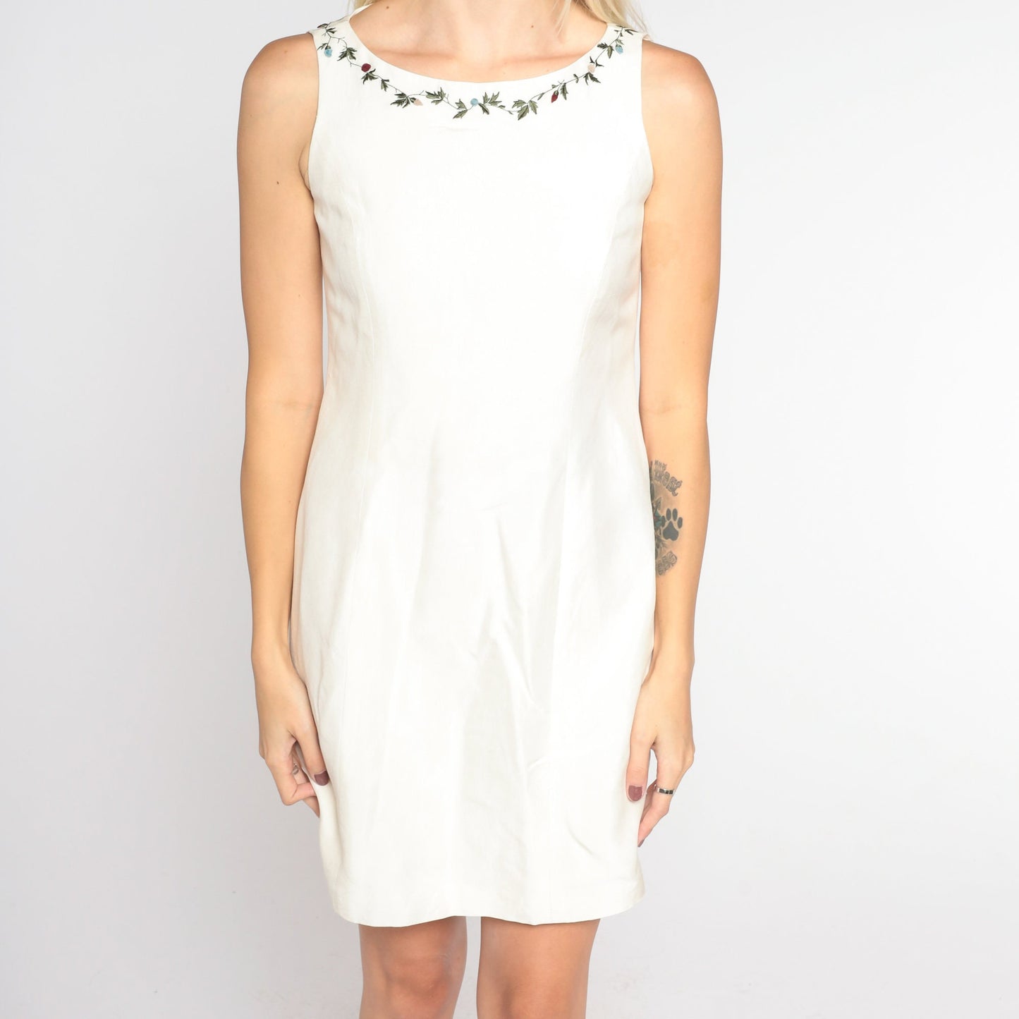 00s Ann Taylor White Silk Mini Dress Floral Embroidered Sleeveless Shift Extra Small XS