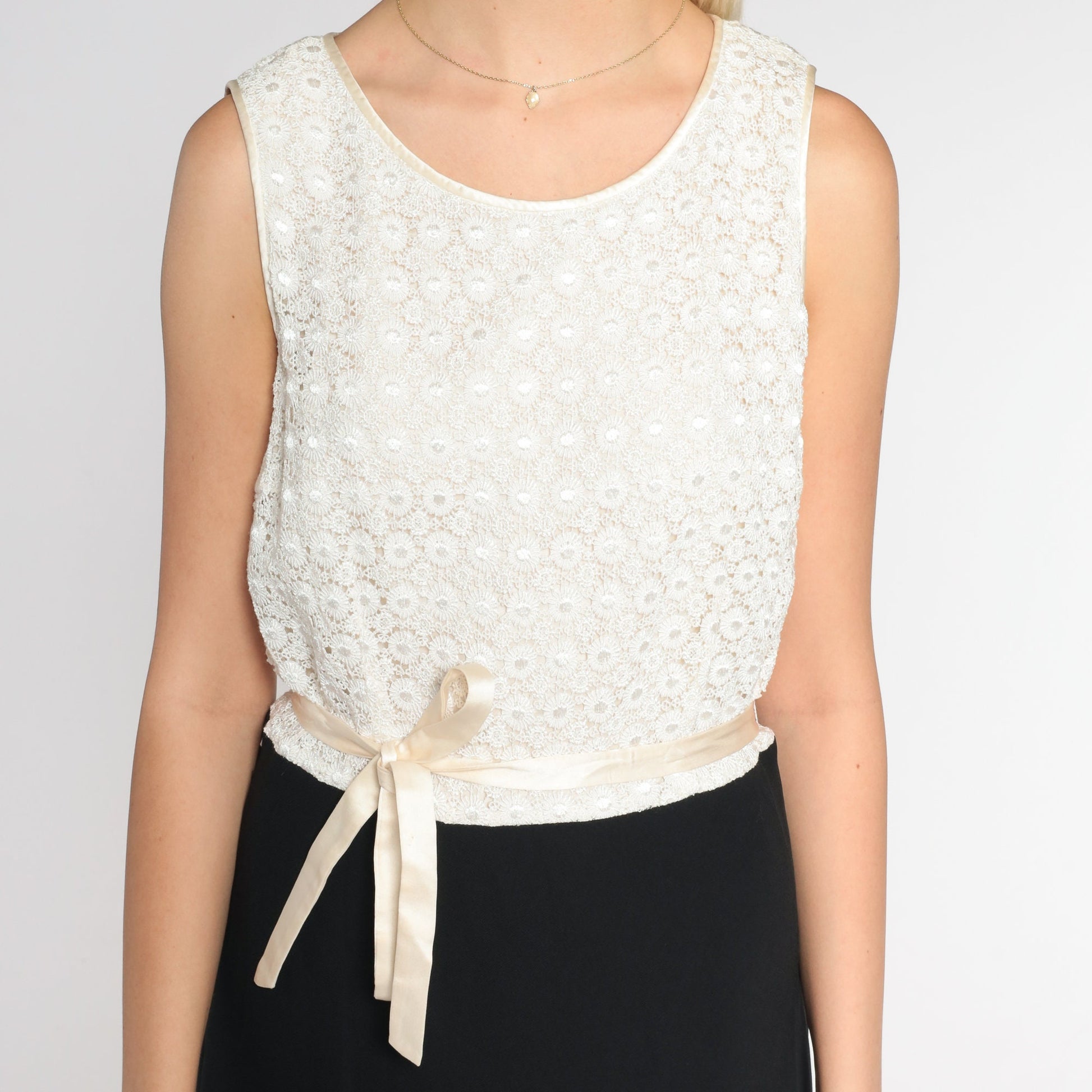 90s Black White Floral Lace Midi Dress High Waisted A-Line Sleeveless Medium