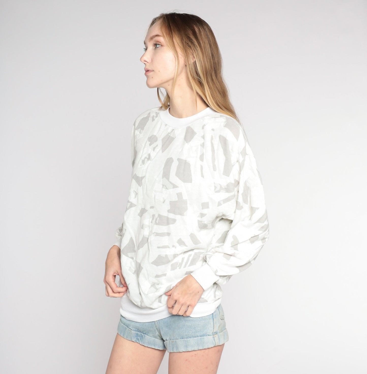 90s White Abstract Print Crewneck Sweatshirt Small S