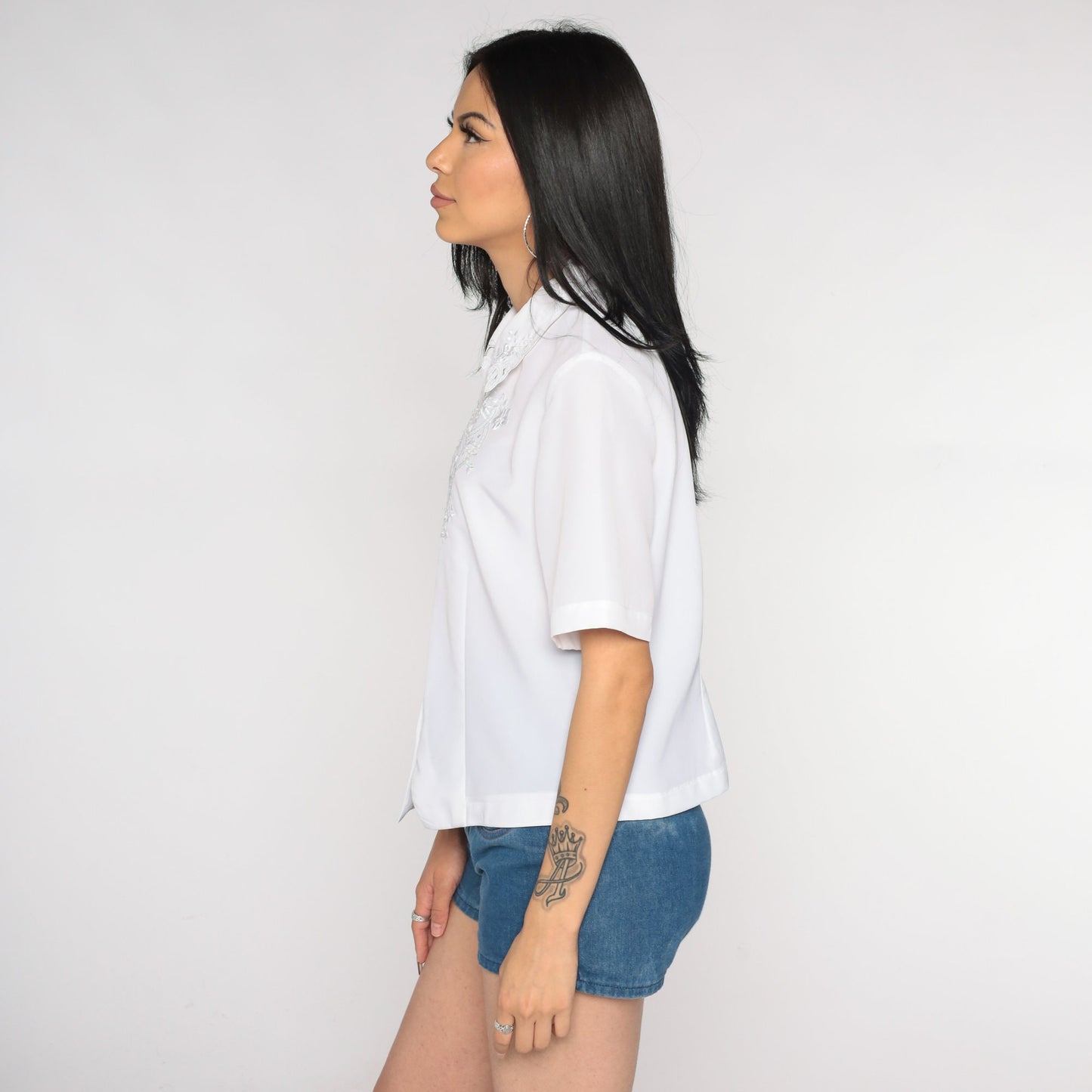 80s White Floral Embroidered Blouse Short Sleeve Collared Button Up Medium