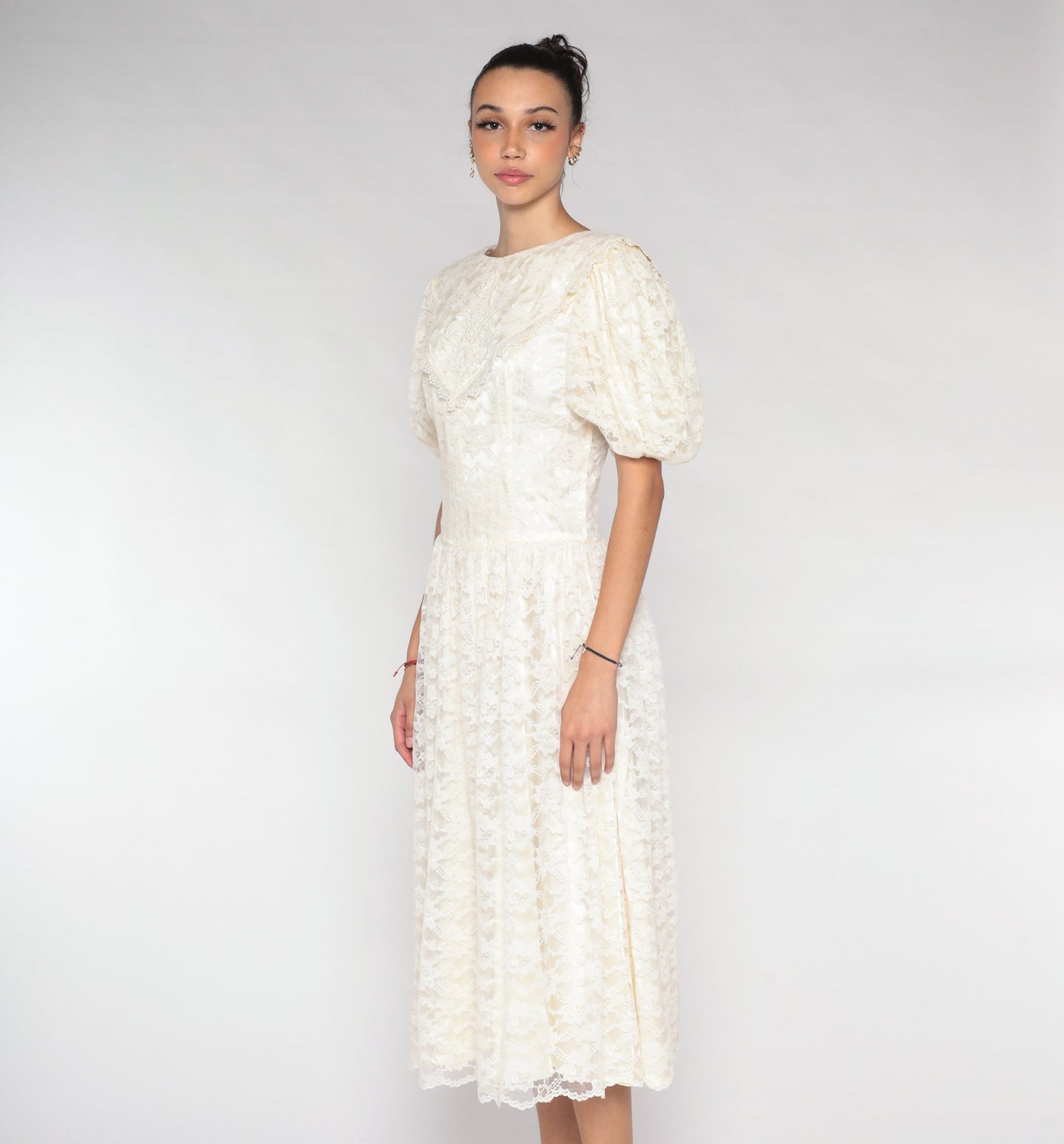 80s Off-White Lace Midi Dress Puff Sleeve Low Back Floral Embroidered Medium