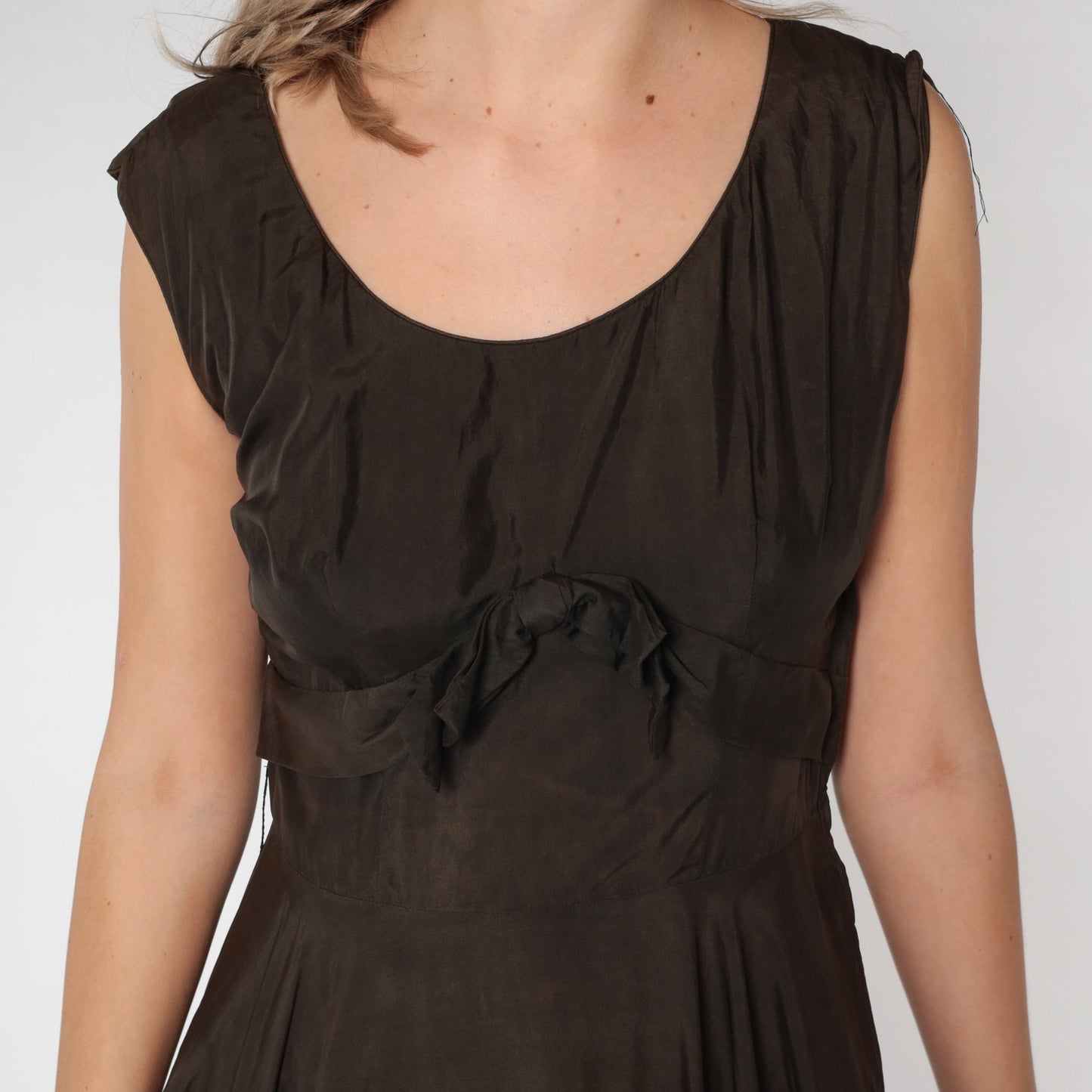 1950s Saks Fifth Avenue Brown Silk Dress Bow High Waist Tea Length Medium