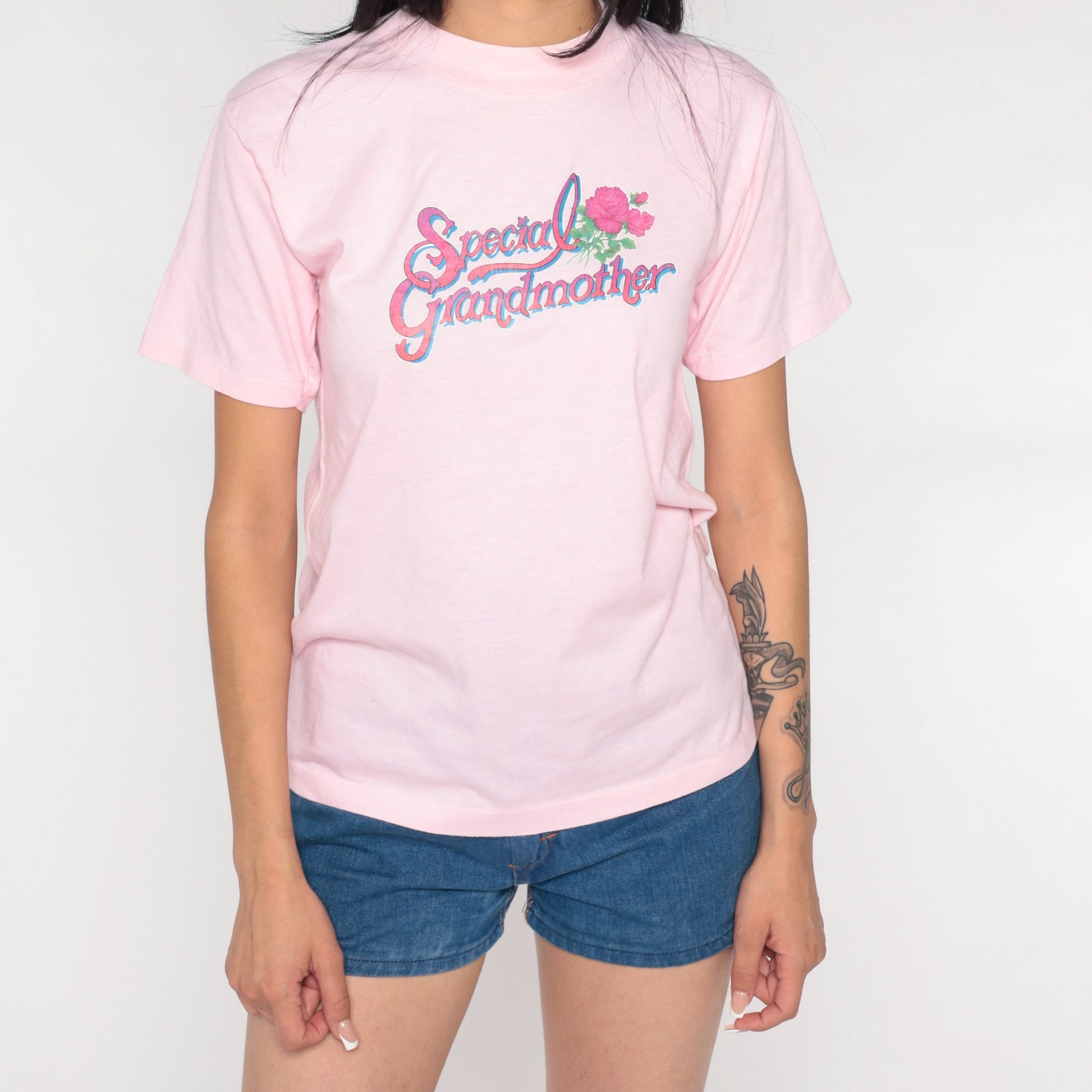 90s Special Grandmother Graphic T-Shirt Baby Pink Floral Small