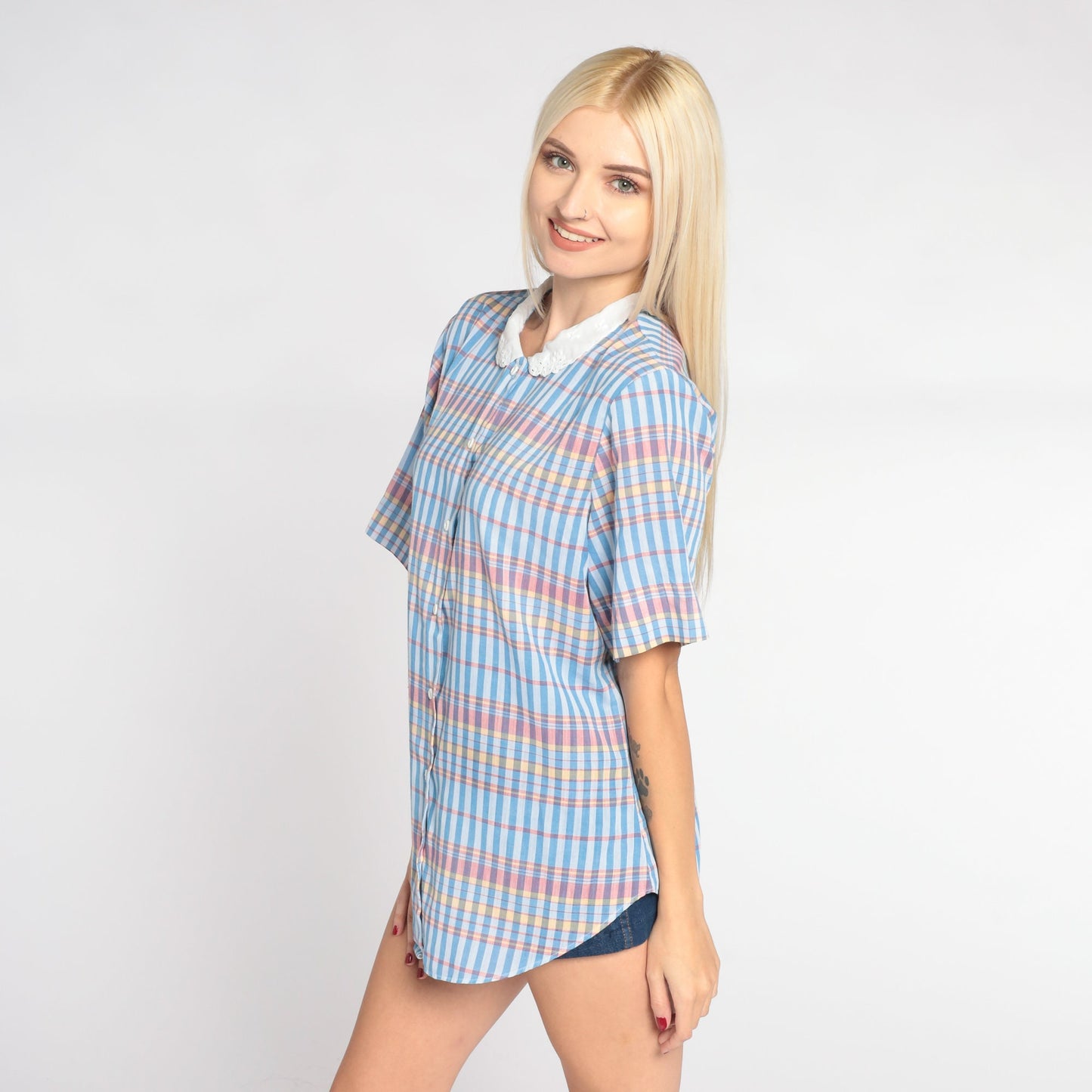 80s Blue Checkered Button-Up Blouse Peter Pan Collar Eyelet Lace Medium Large