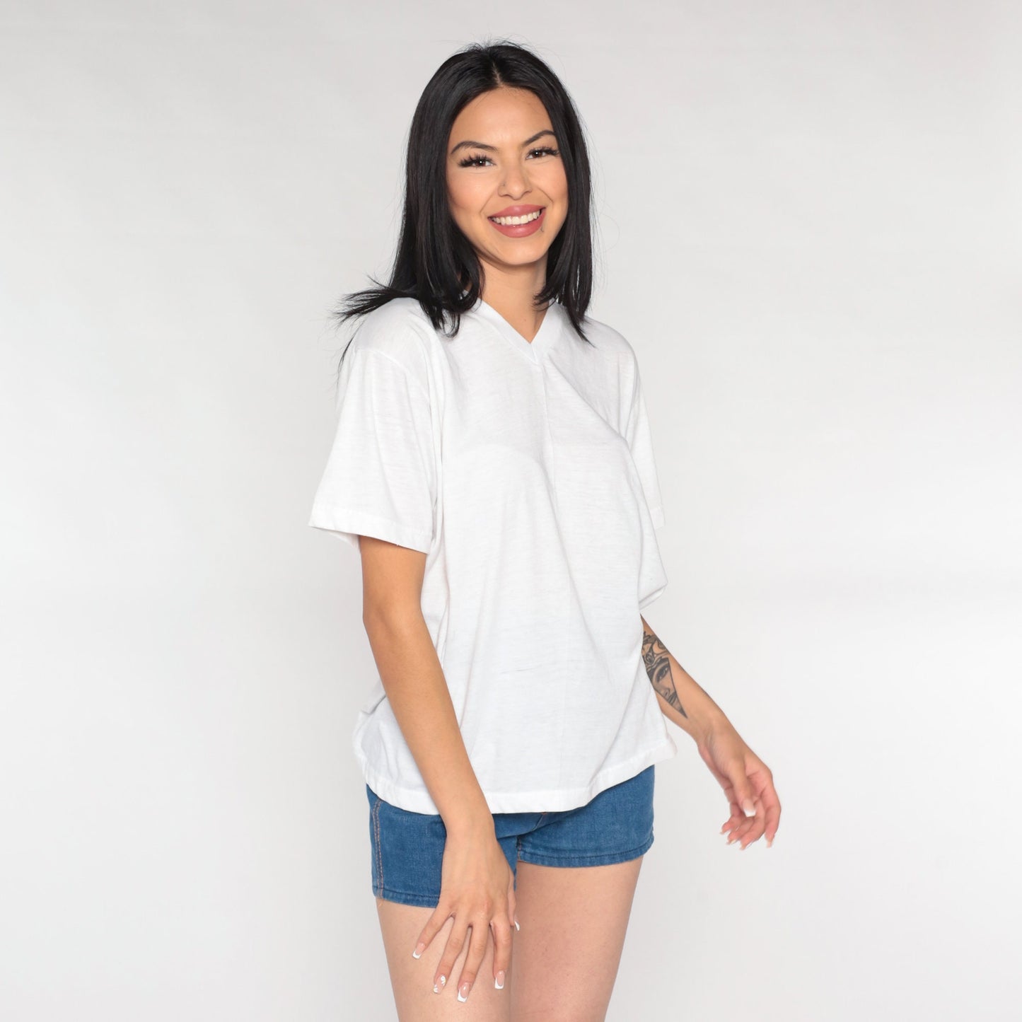 90s White V-Neck T-Shirt Cotton Blend Plain Tee Medium Large