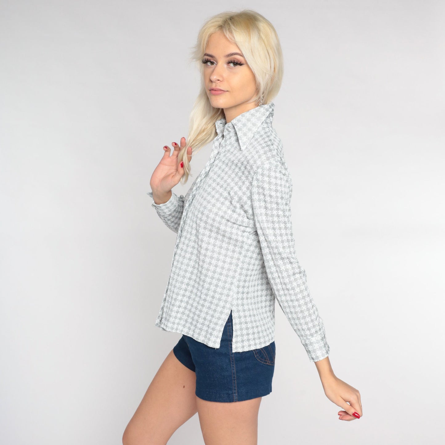 70s Silver Checkered Metallic Button-Up Blouse Pointed Collar Long Sleeve Small