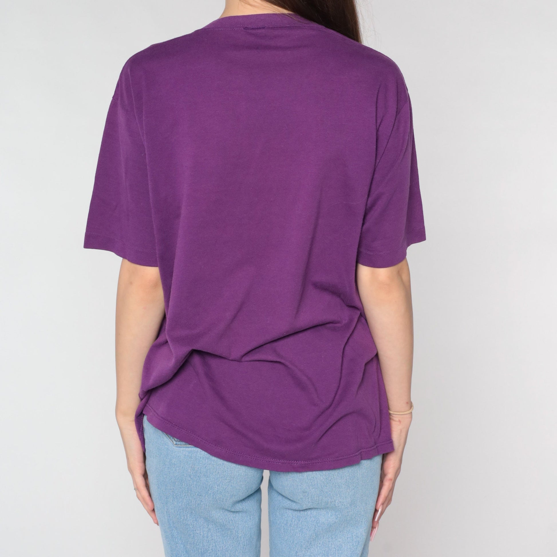80s Somebody in Idaho Loves Me Graphic T-Shirt Purple Travel Tee Large