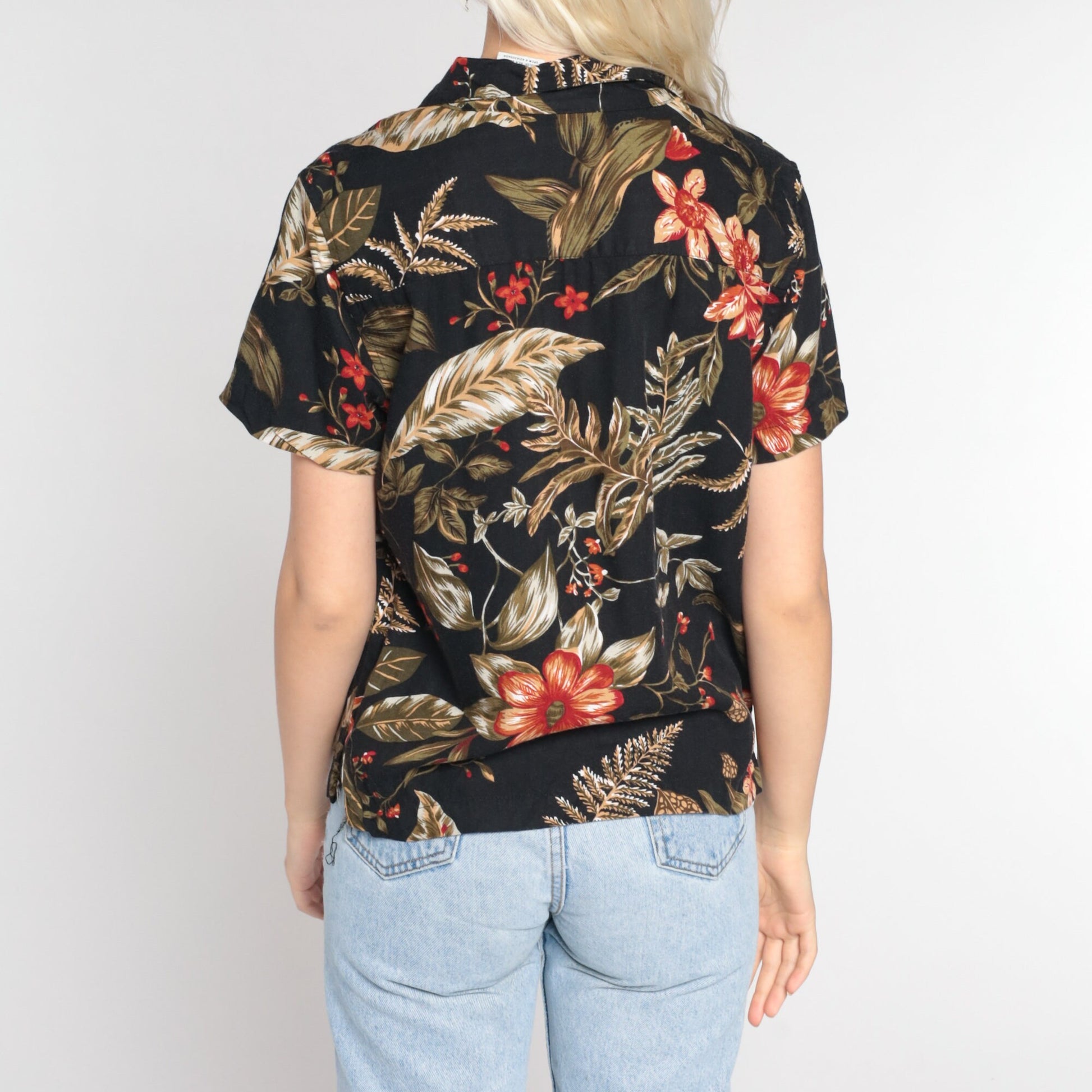 Y2K Black Floral Button-Up Blouse White Stag Short Sleeve Collared Top Small