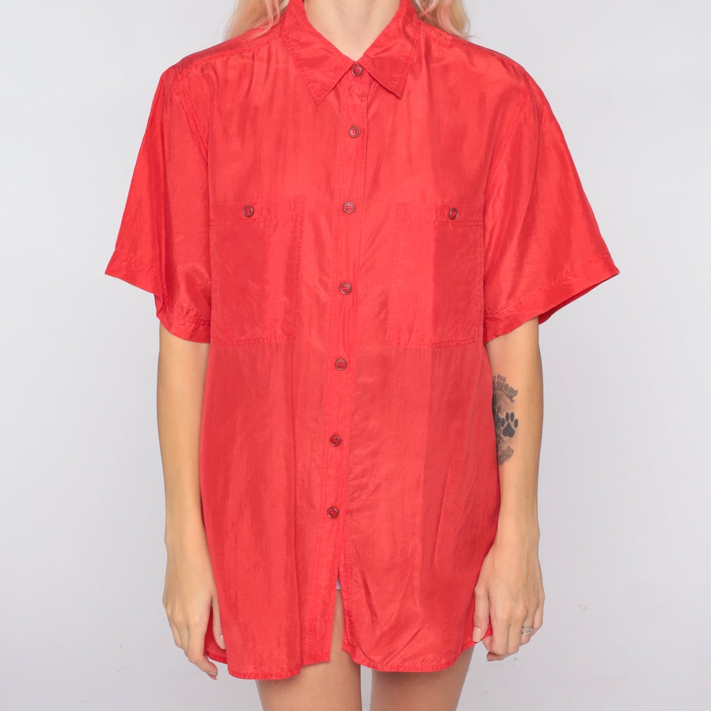 90s Red Silk Button-Up Blouse Short Sleeve Chest Pocket Small S