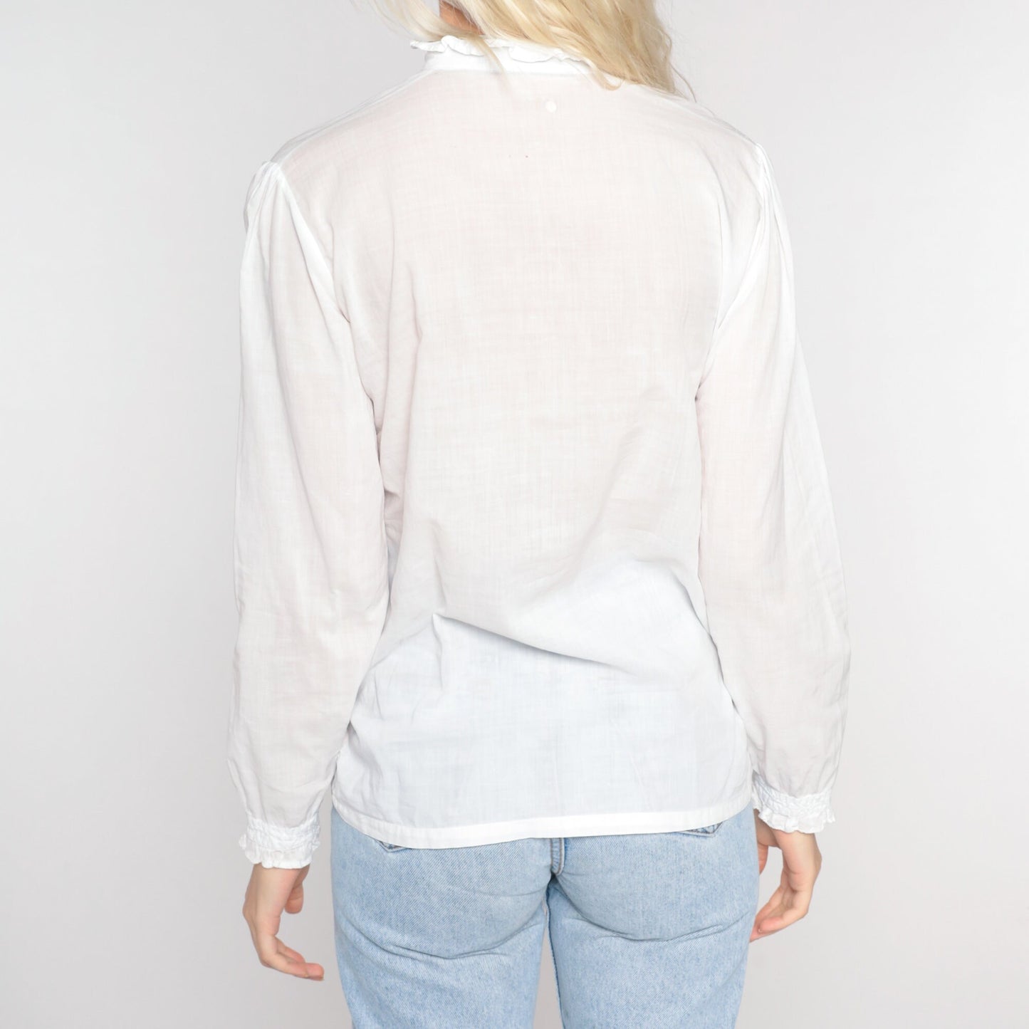 90s White Cotton Floral Embroidered Button-Up Blouse Long Sleeve Small