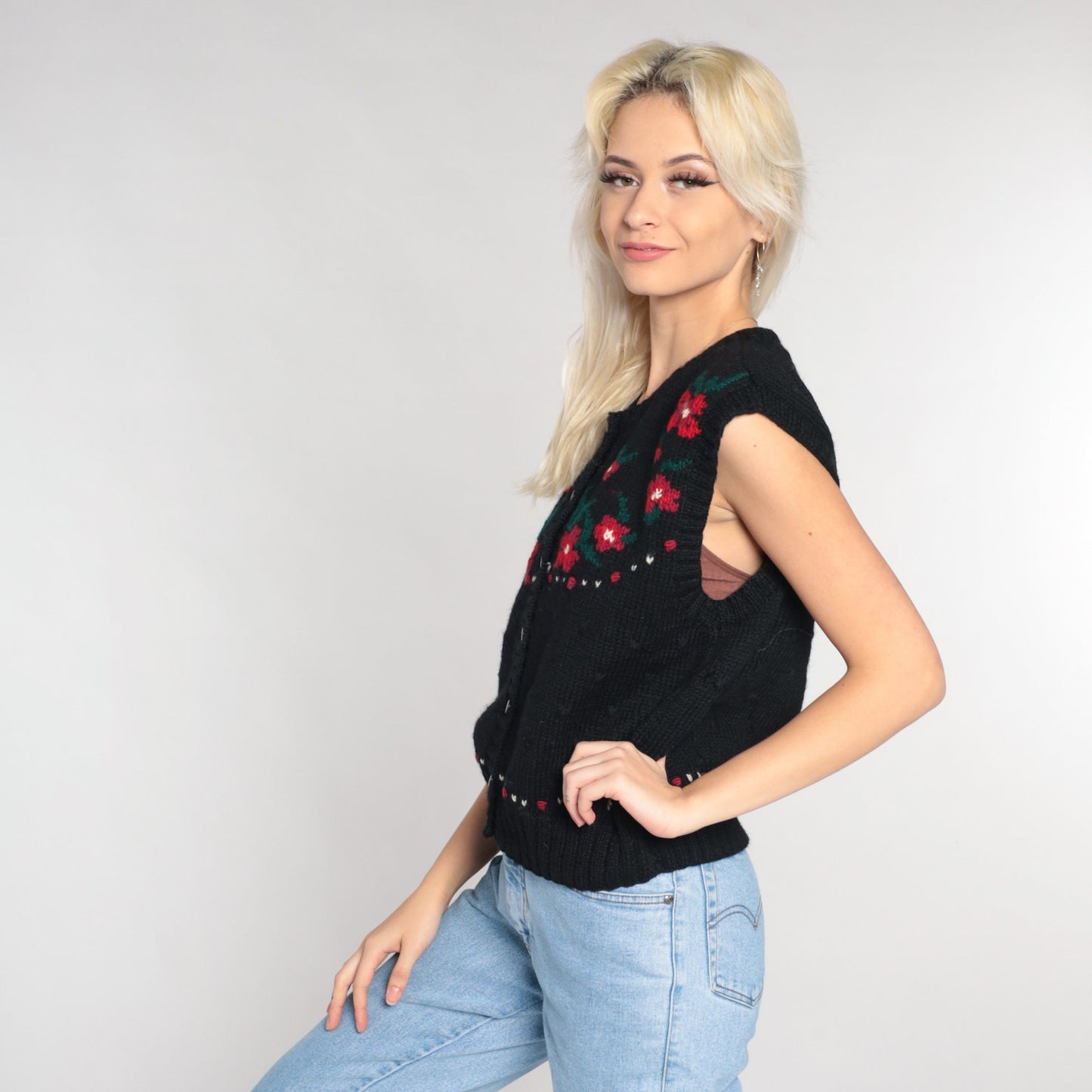 80s Black Wool Floral Button-Up Sweater Vest Red Flower Knit Large