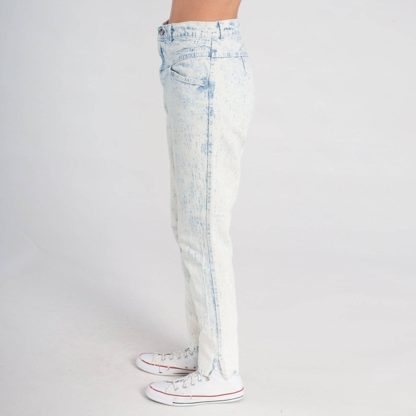 80s Acid Wash High Waist Mom Jeans Blue White Tapered Denim Small 28