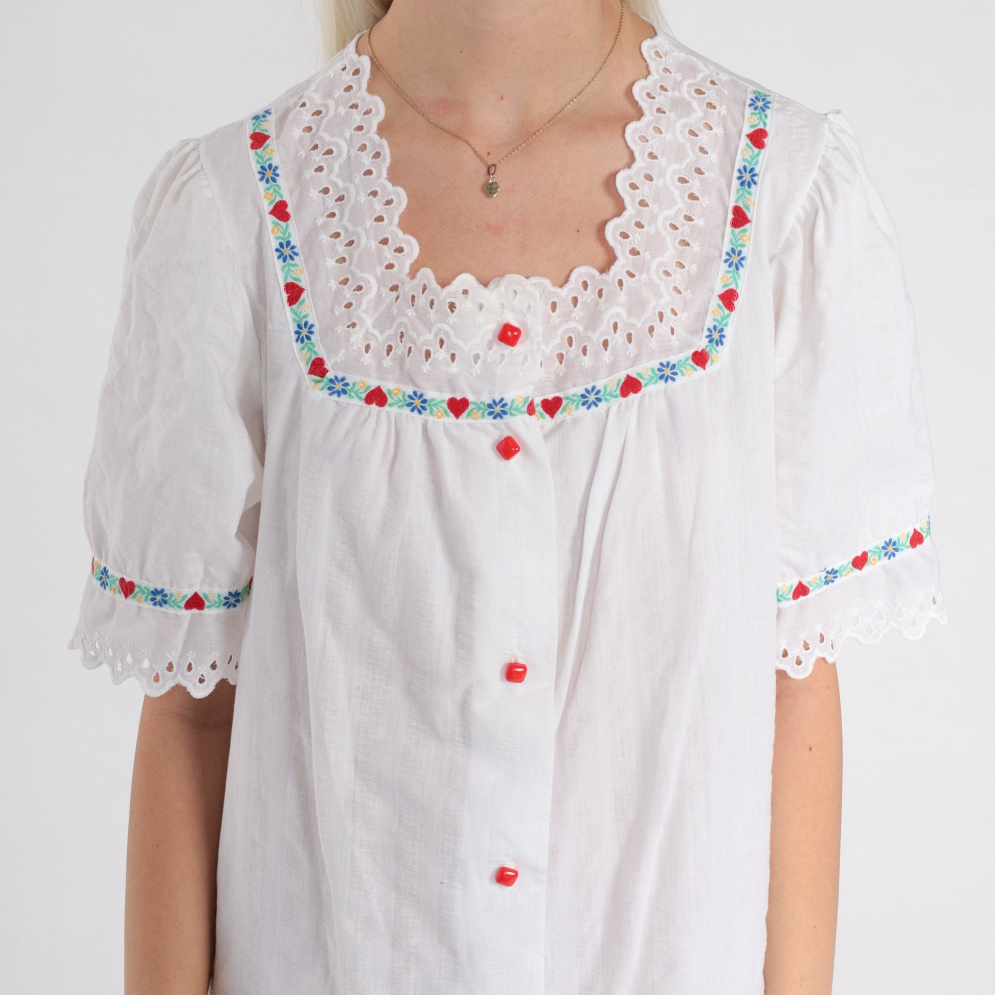 70s White Eyelet Lace Midi Lounge Dress Puff Sleeve Button Front Medium