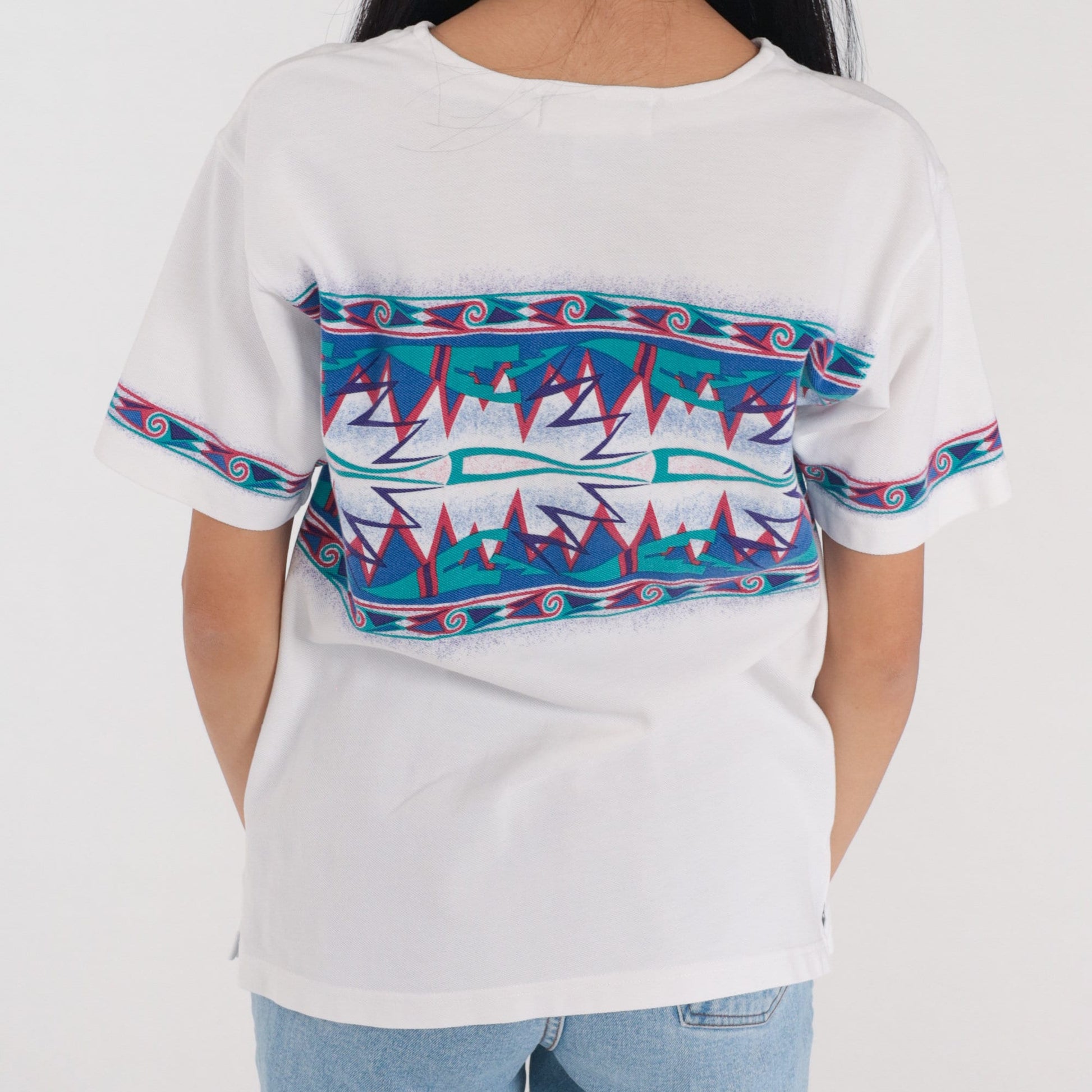 90s Abstract Geometric Print V-Neck T-Shirt White Blue Red Green Small