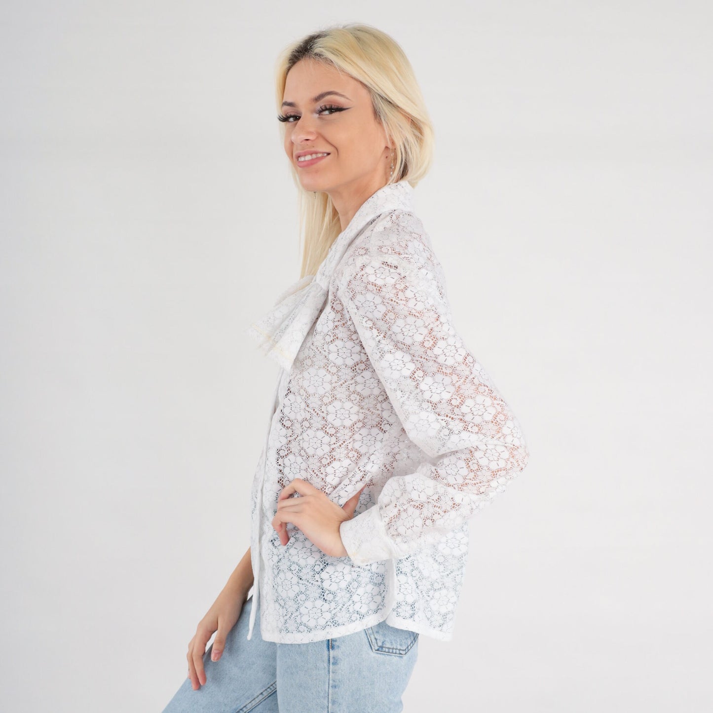 70s White Lace Jabot Blouse Long Sleeve Button Up Tuxedo Shirt Medium