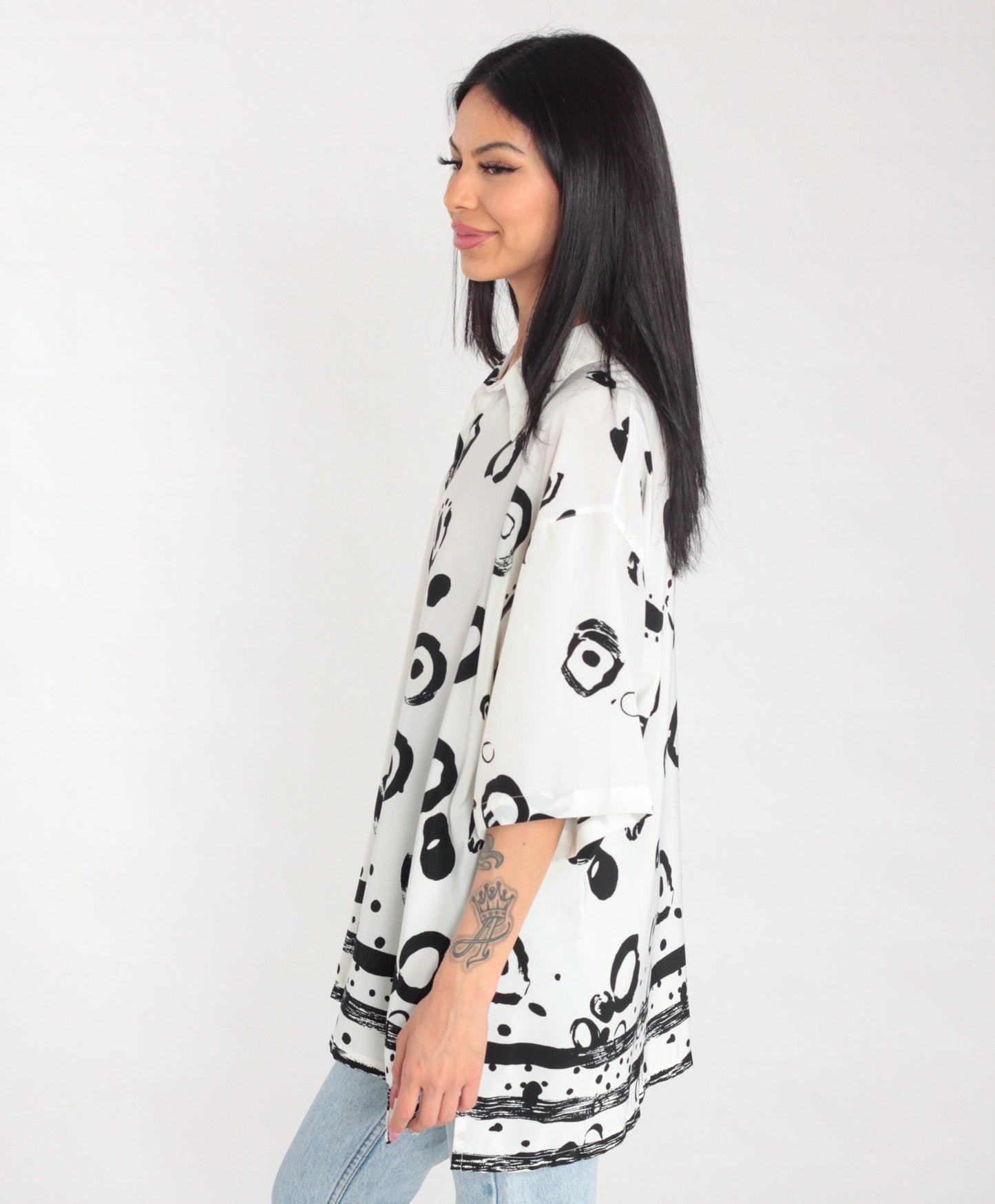 90s Abstract Ring Print Button-Up Blouse White Black Short Sleeve Extra Large