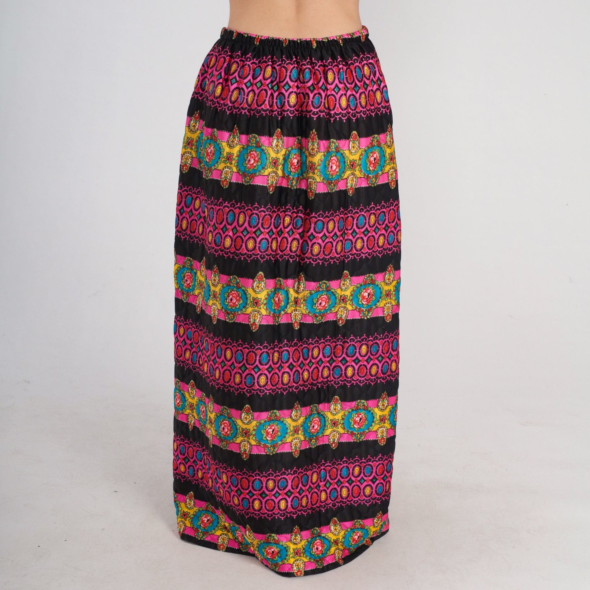 70s Quilted Maxi Skirt Floral Abstract Print High Waist Button Front Black Pink Medium Large