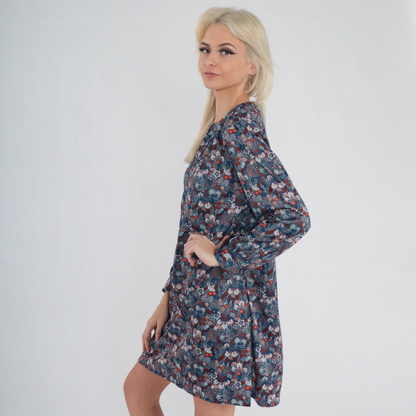 70s Navy Floral Mini Shift Dress Long Sleeve V Neck Medium M