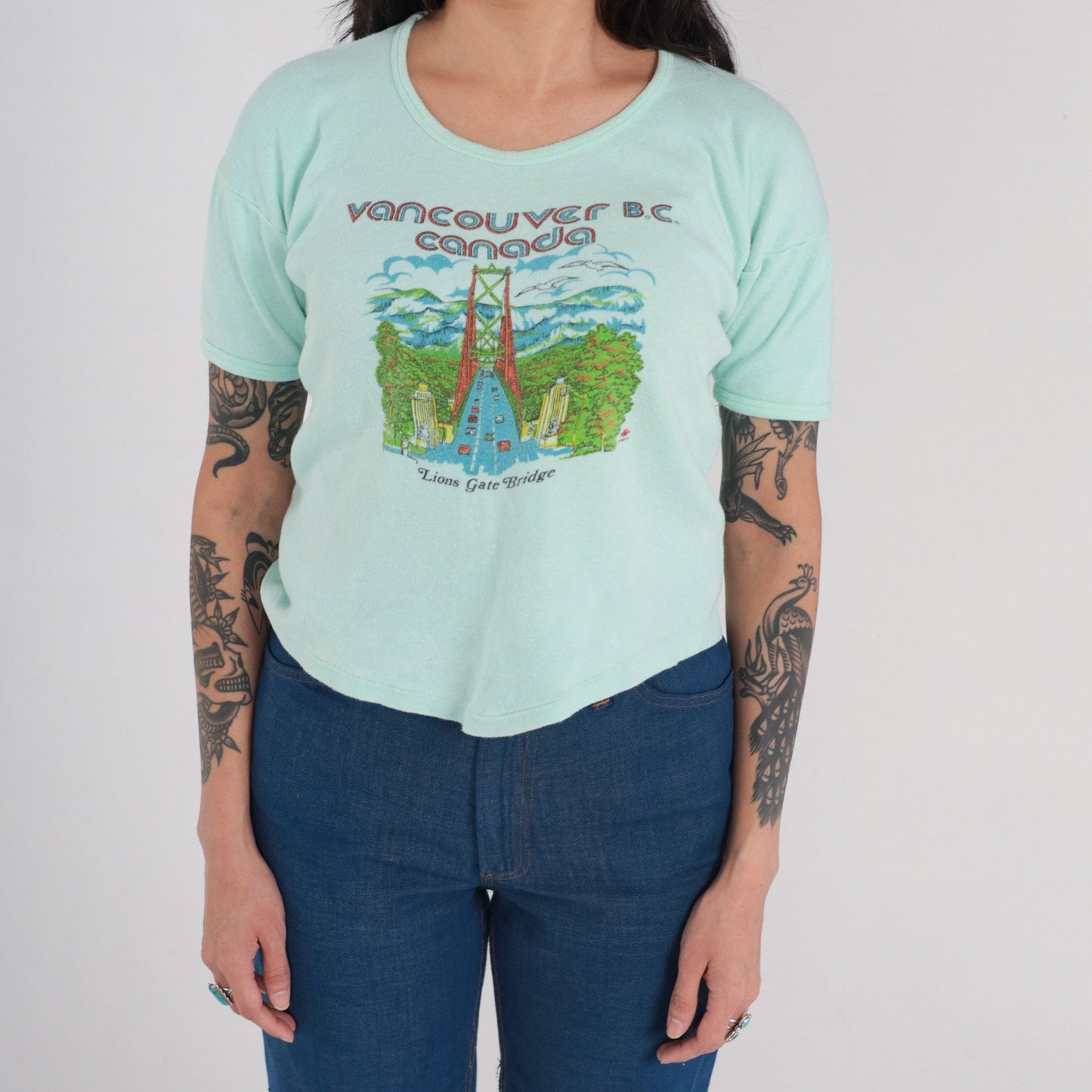 80s Vancouver BC Lions Gate Bridge Graphic T-Shirt Mint Green Single Stitch Medium