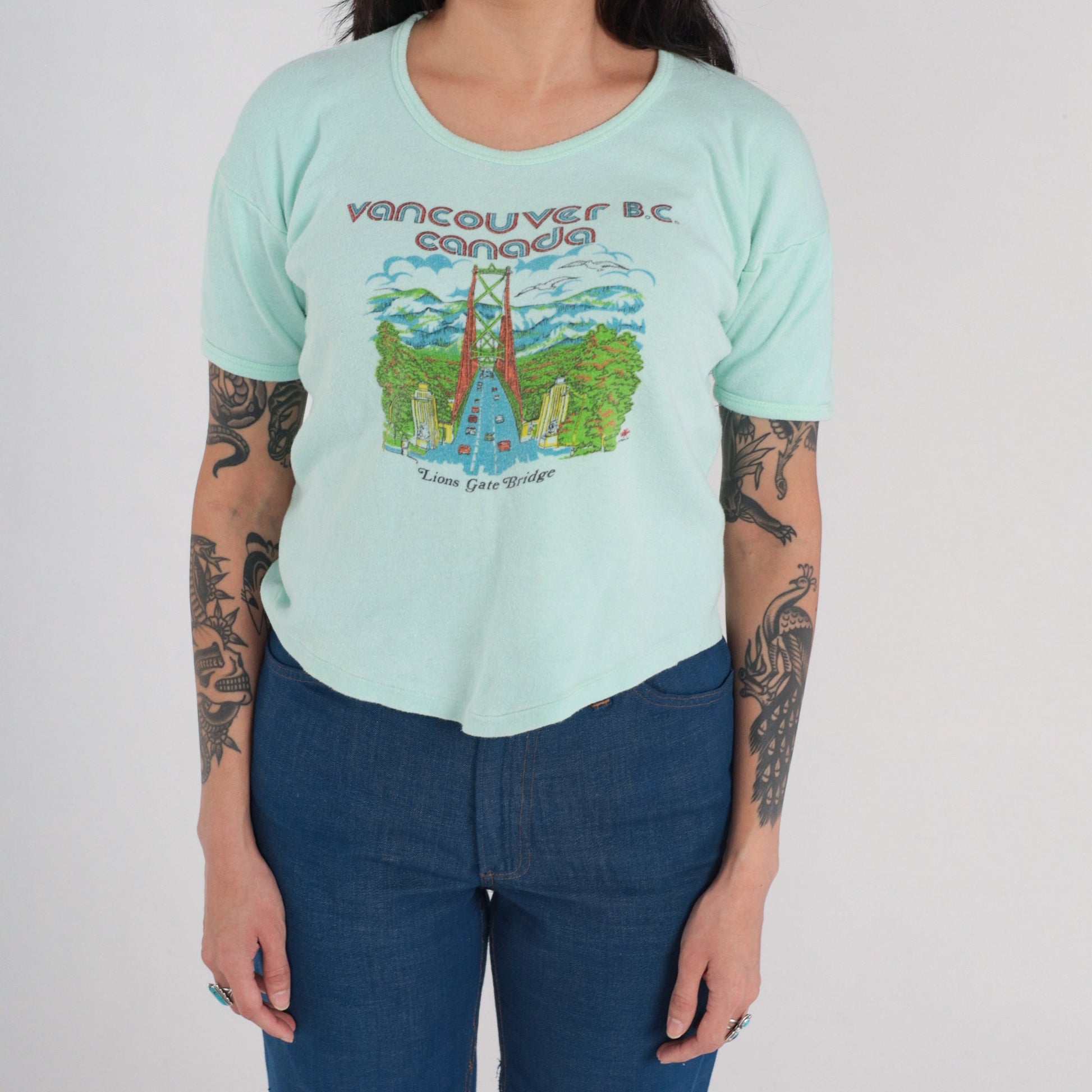80s Vancouver BC Lions Gate Bridge Graphic T-Shirt Mint Green Single Stitch Medium