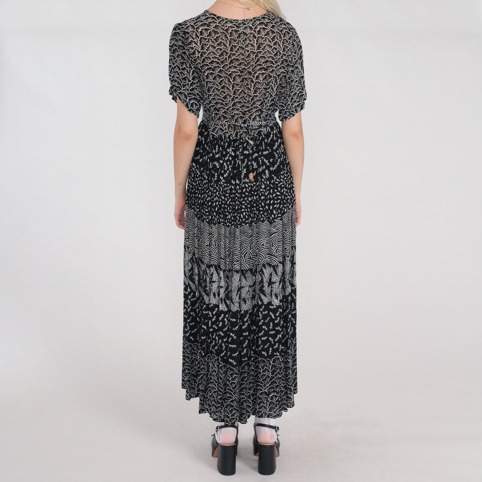 Y2K Black White Abstract Floral Maxi Dress Button Up Short Sleeve Small S