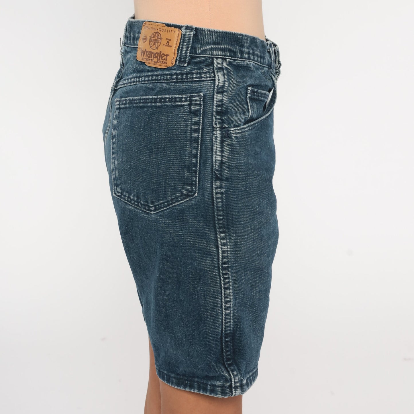 90s Wrangler Dark Blue Denim Shorts High Waist Jean Shorts Medium 29
