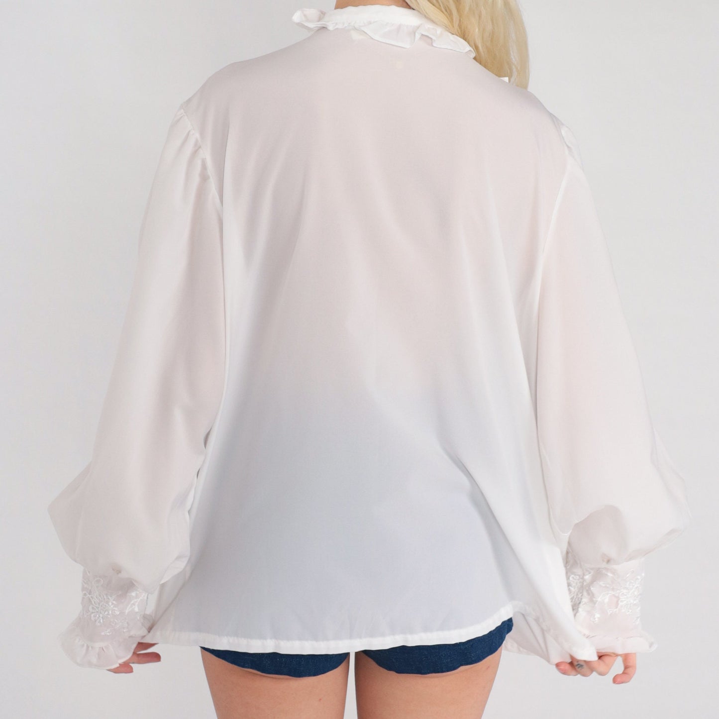 70s White Semi-Sheer Blouse Floral Embroidered Ruffled Bib High Neck Large L