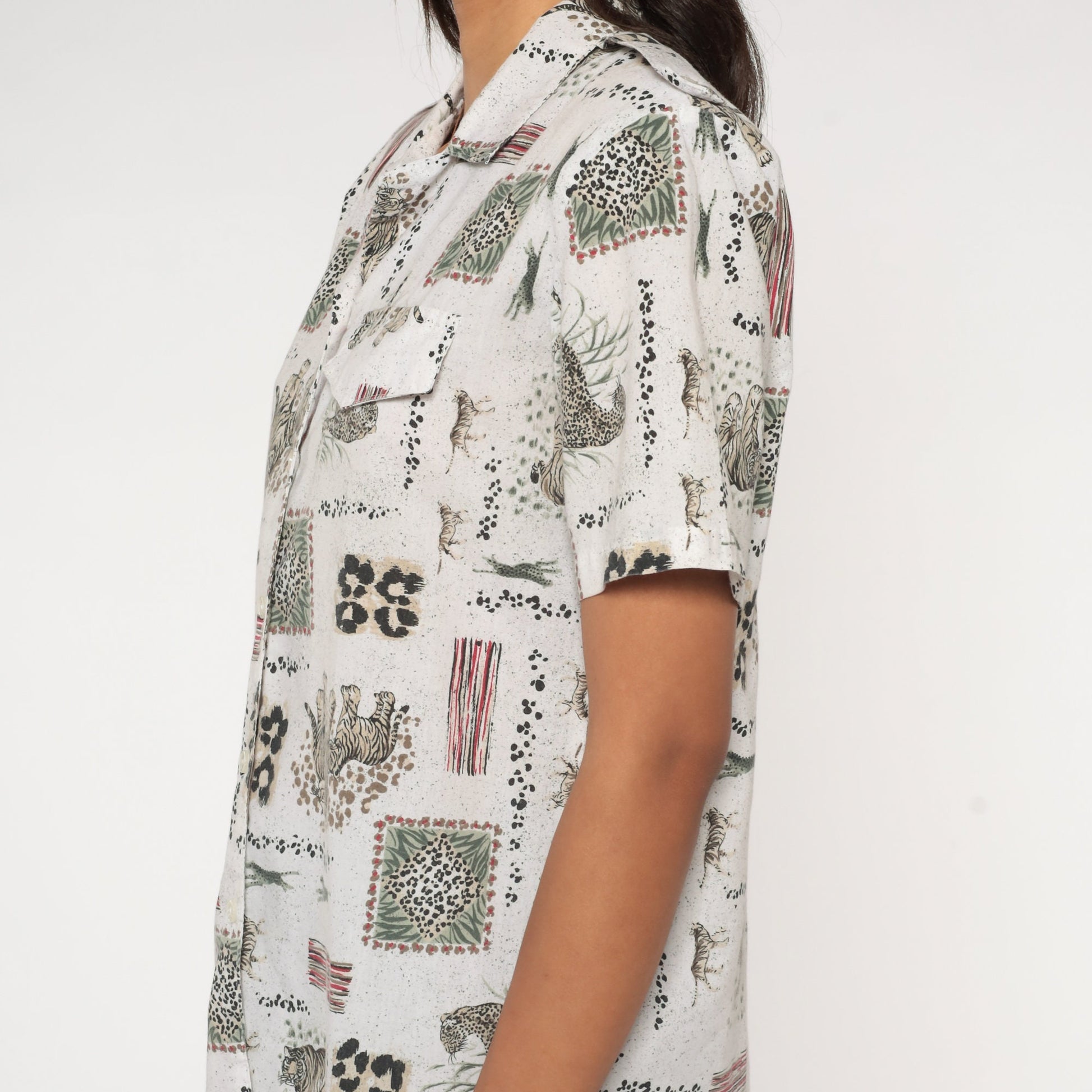 90s Safari Animal Print Button Up Shirt Leopard Tiger Jungle Blouse Small