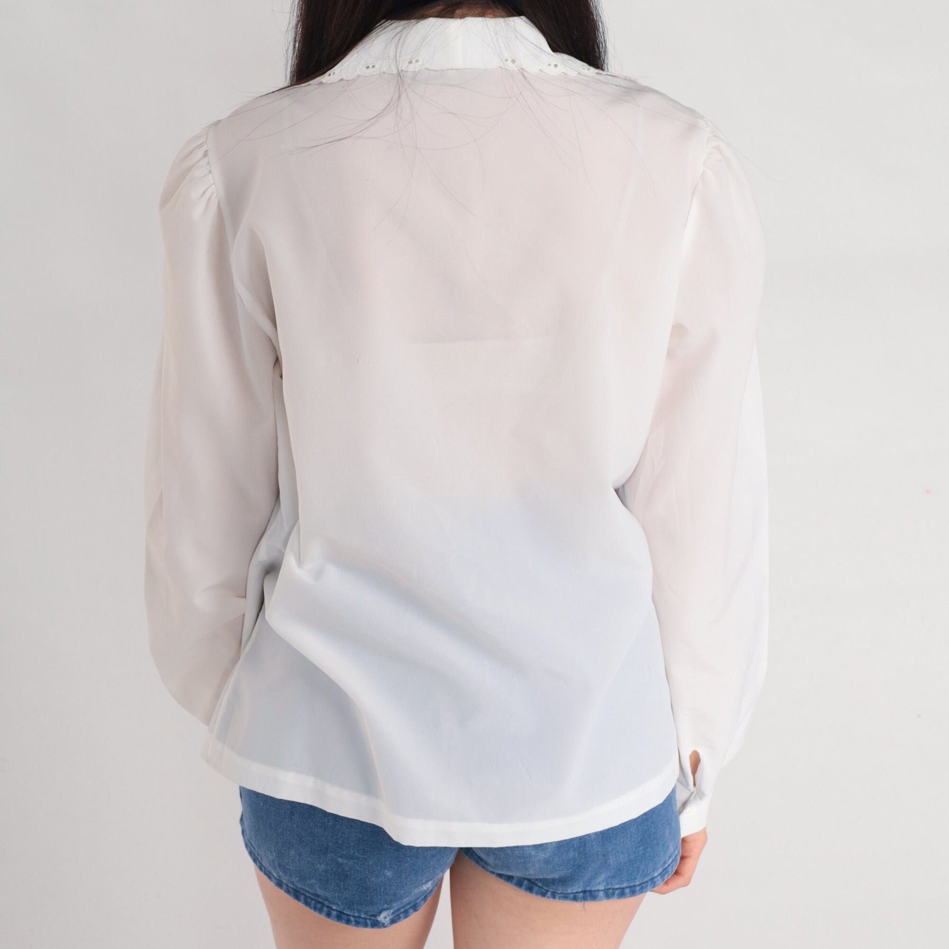 80s White Eyelet Button-Up Blouse Puff Sleeve Lace Trim Large L