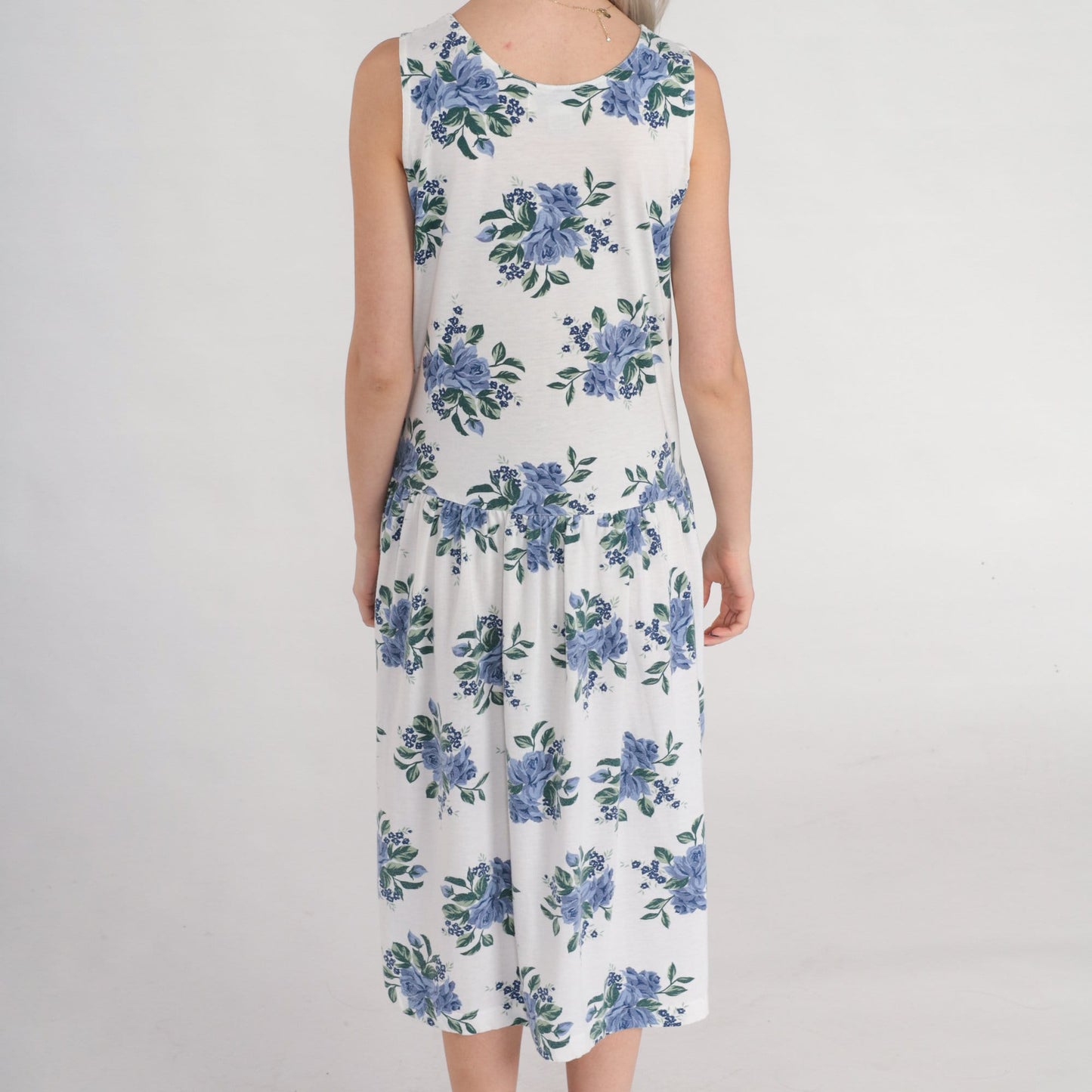 90s Floral Midi Dress White Blue Rose Print Drop Waist Sleeveless Medium